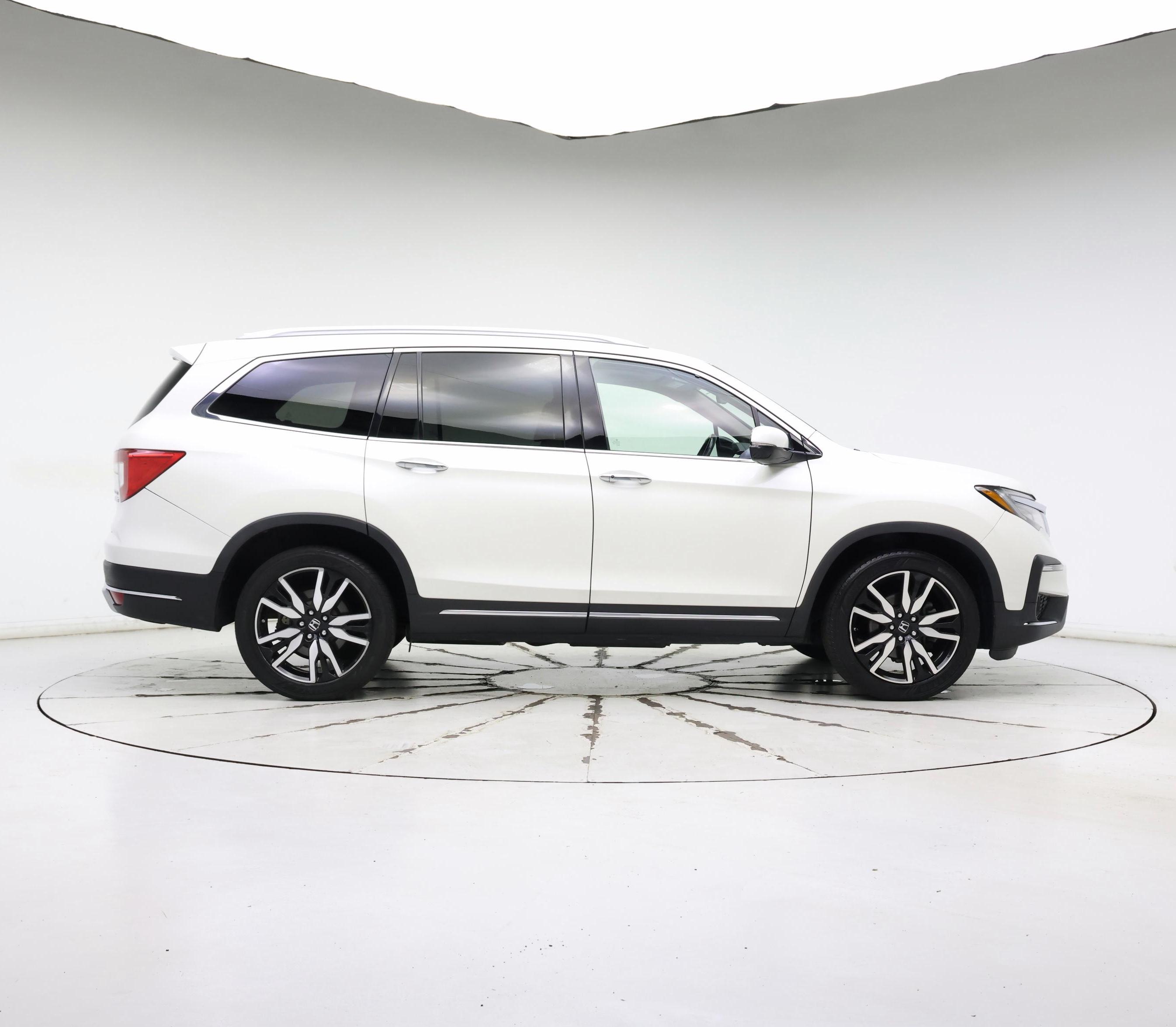 Thumbnail: 2019 Honda Pilot - 7