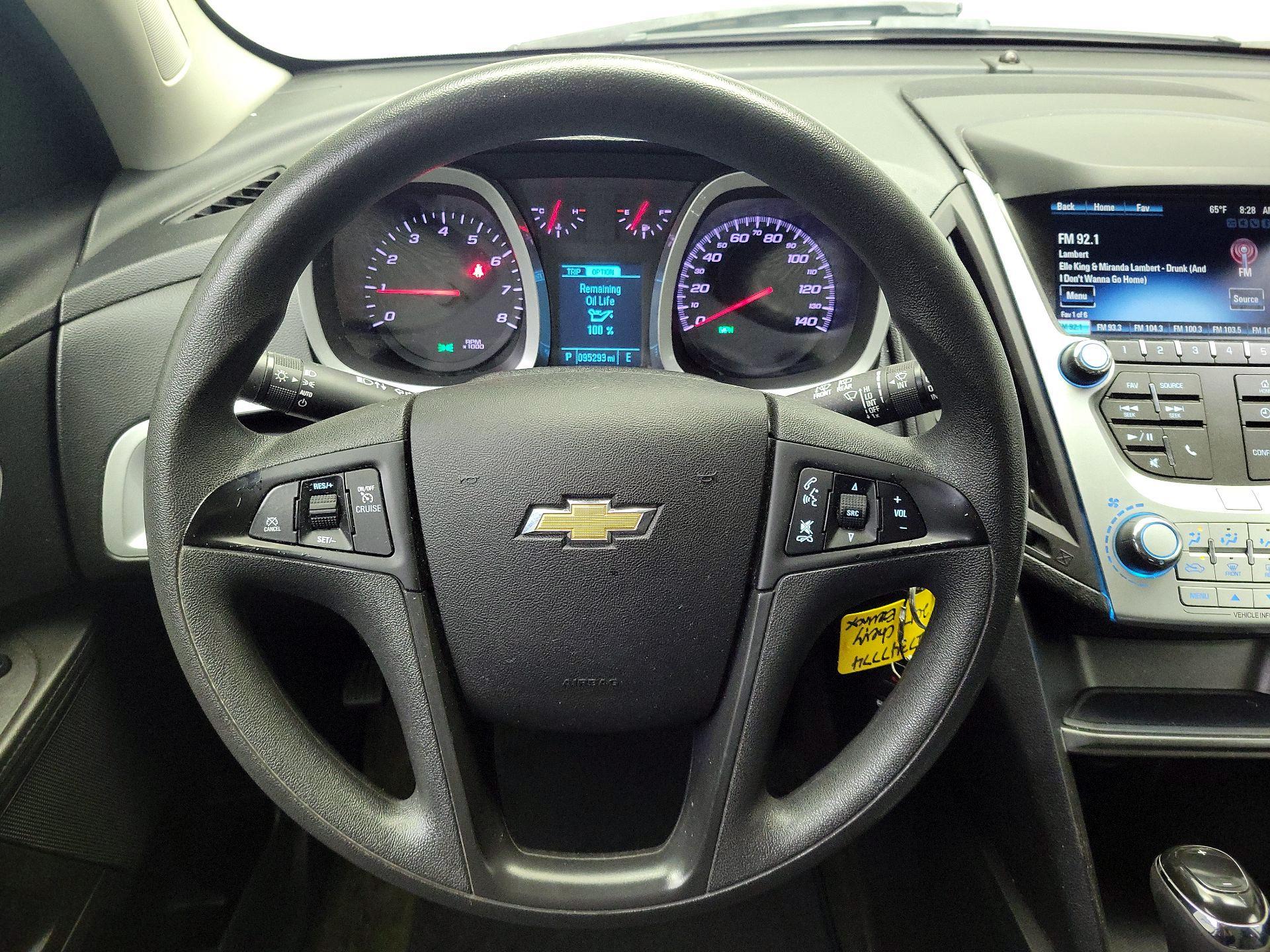 Thumbnail: 2017 Chevrolet Equinox - 10