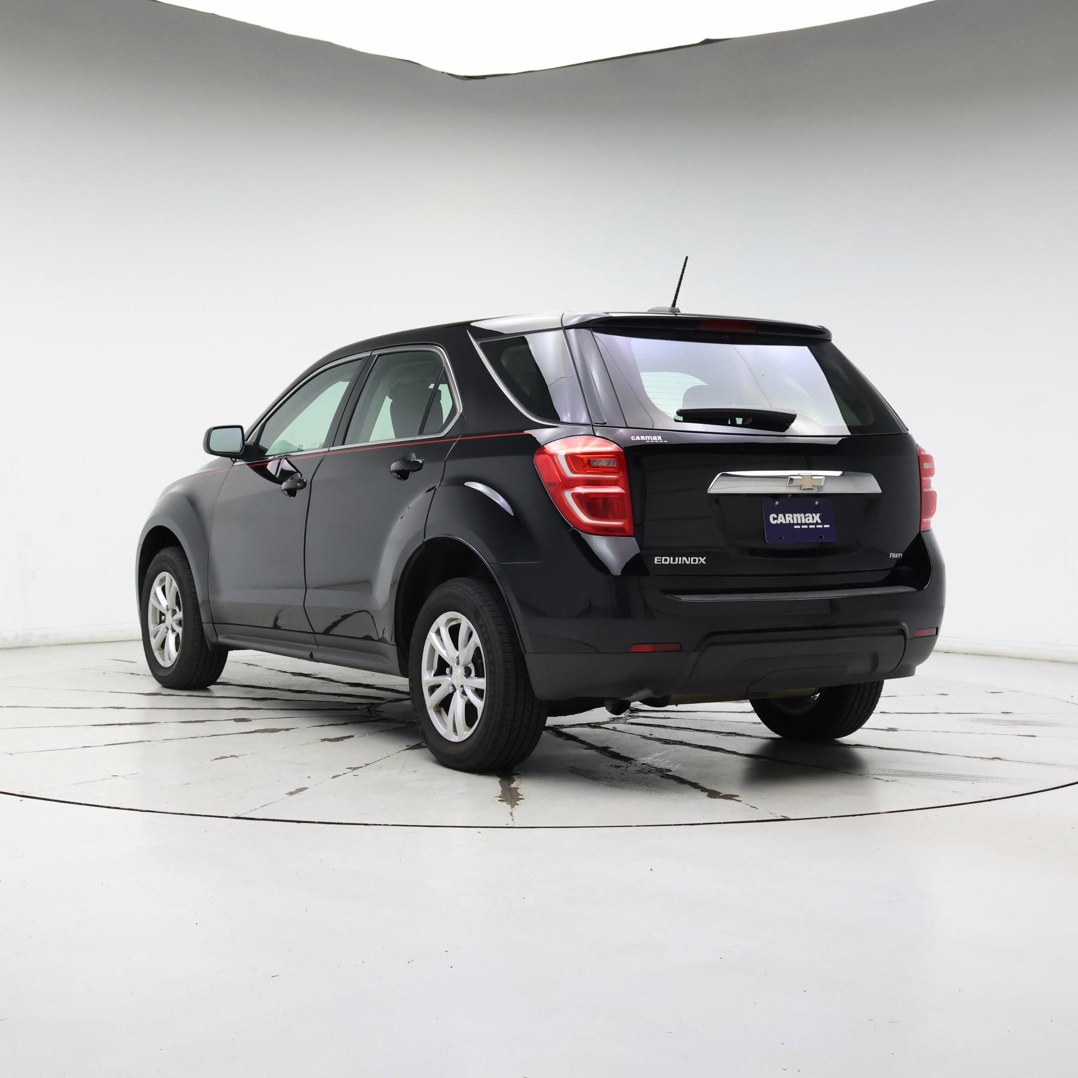Thumbnail: 2017 Chevrolet Equinox - 2