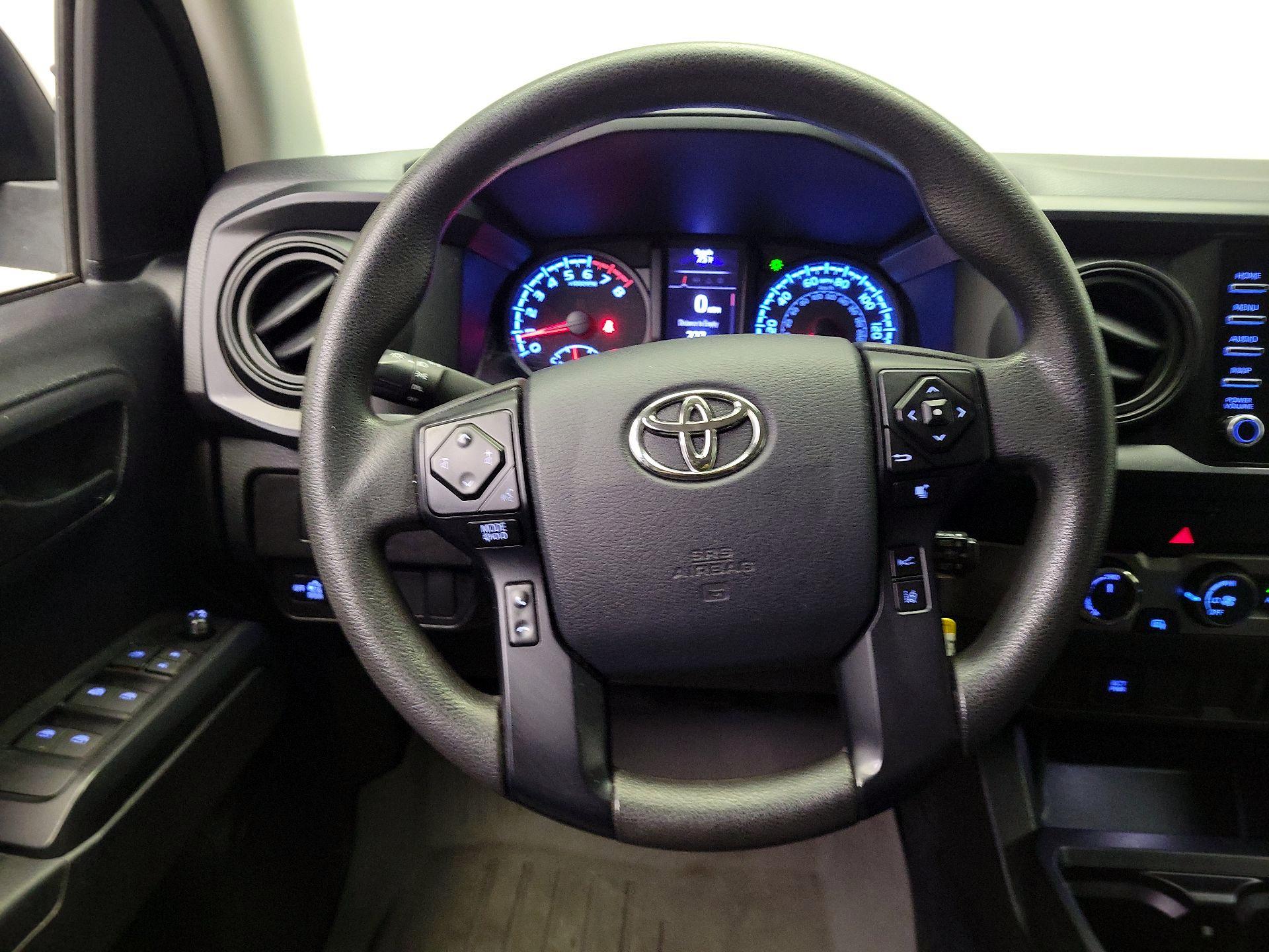 Thumbnail: 2020 Toyota Tacoma - 10