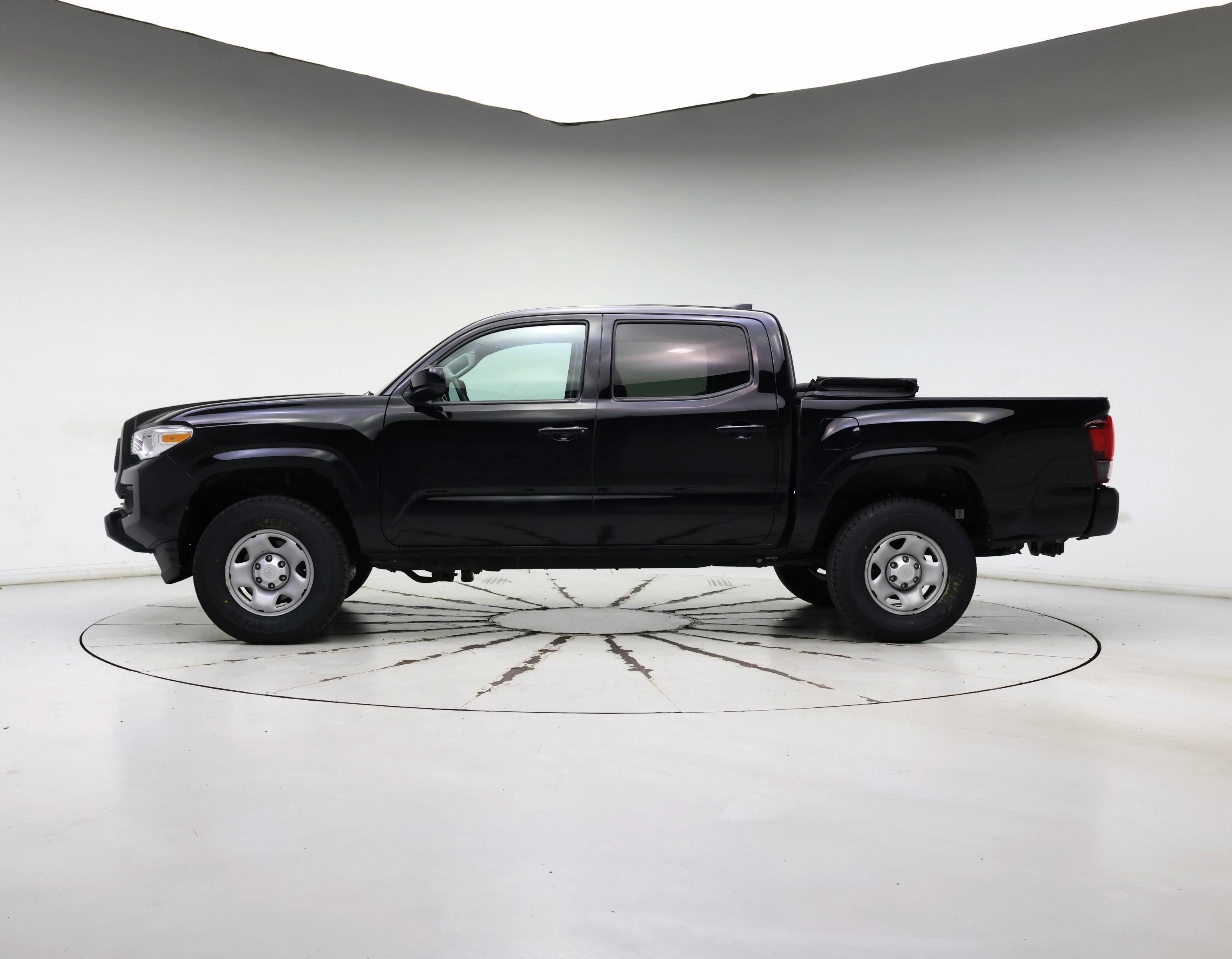 Thumbnail: 2020 Toyota Tacoma - 3