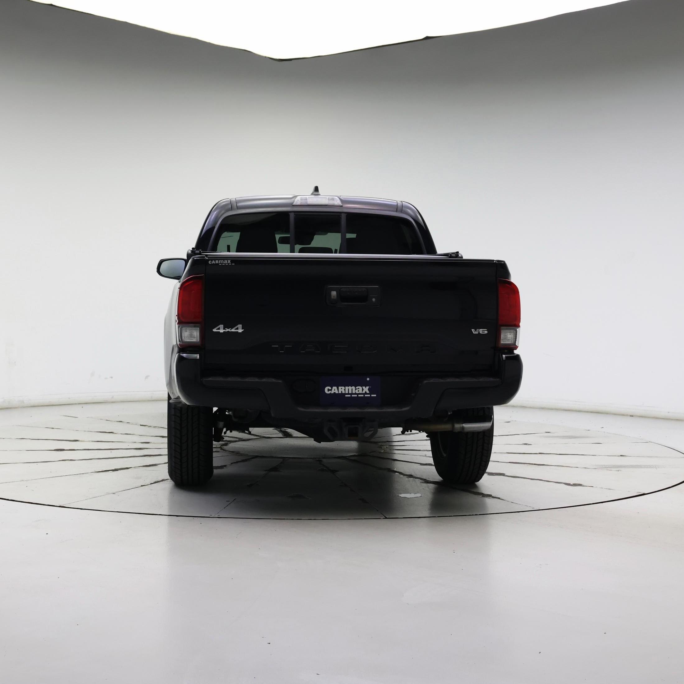 Thumbnail: 2020 Toyota Tacoma - 6