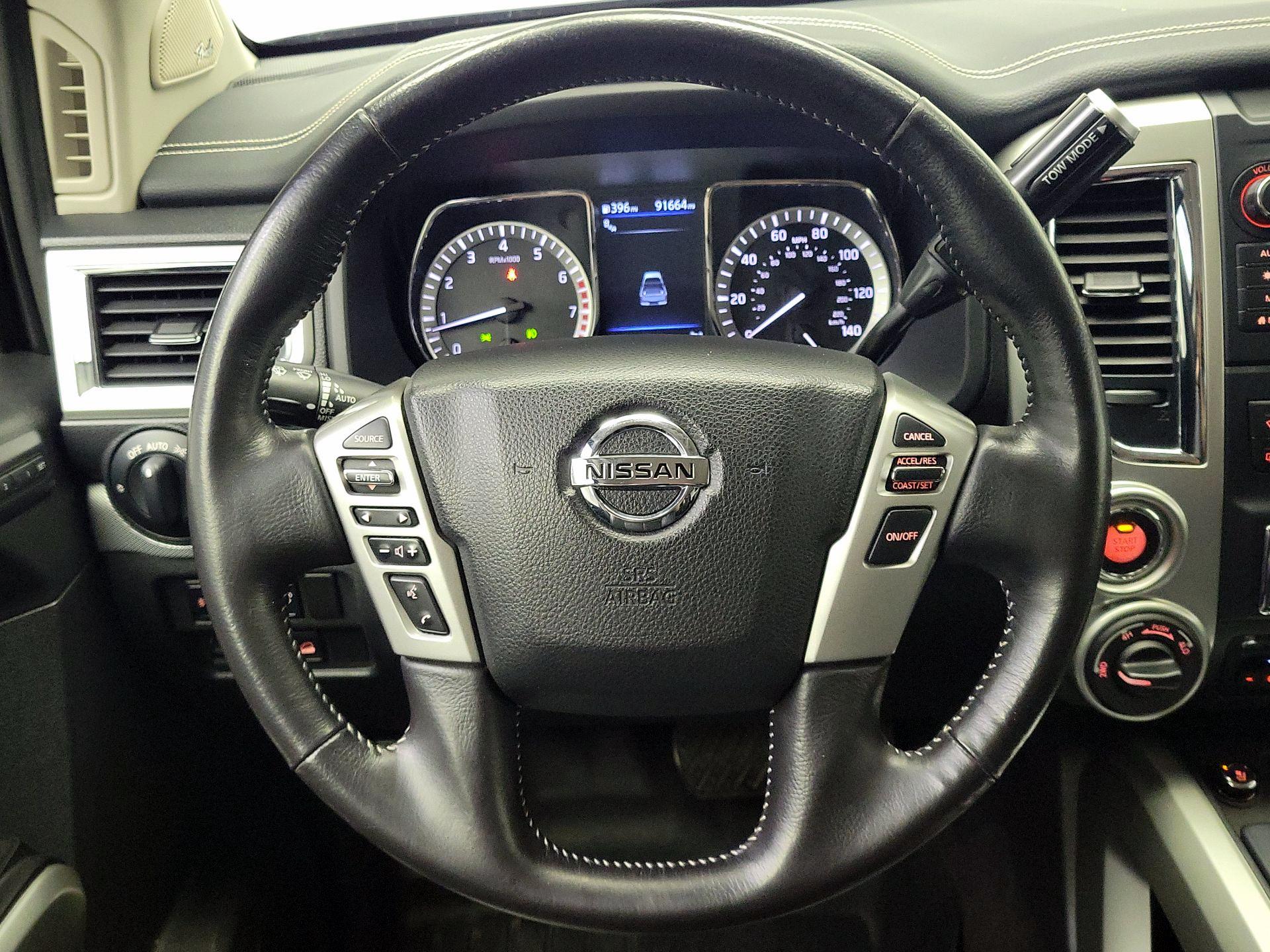 Thumbnail: 2019 Nissan Titan - 10