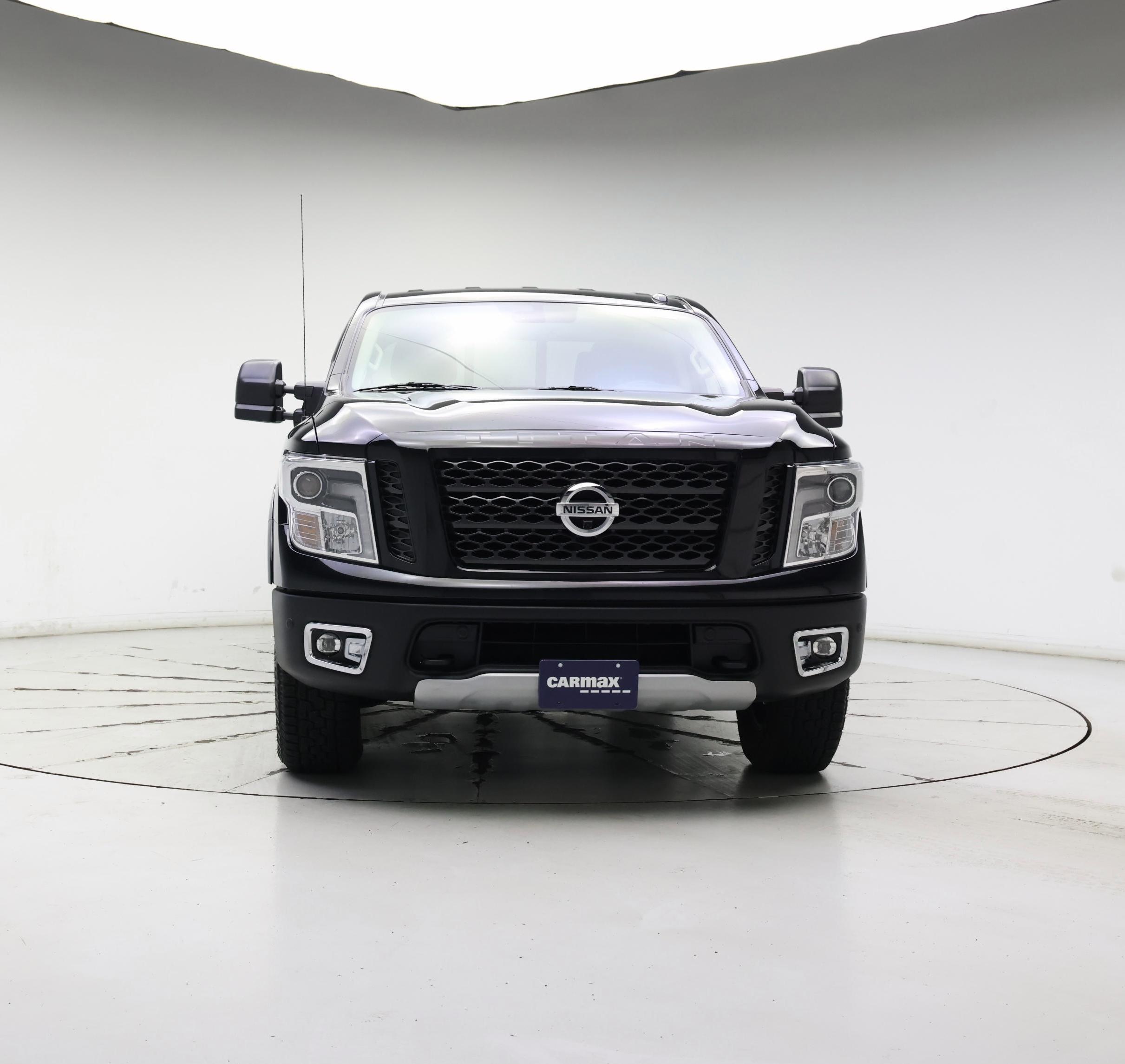 Thumbnail: 2019 Nissan Titan - 5