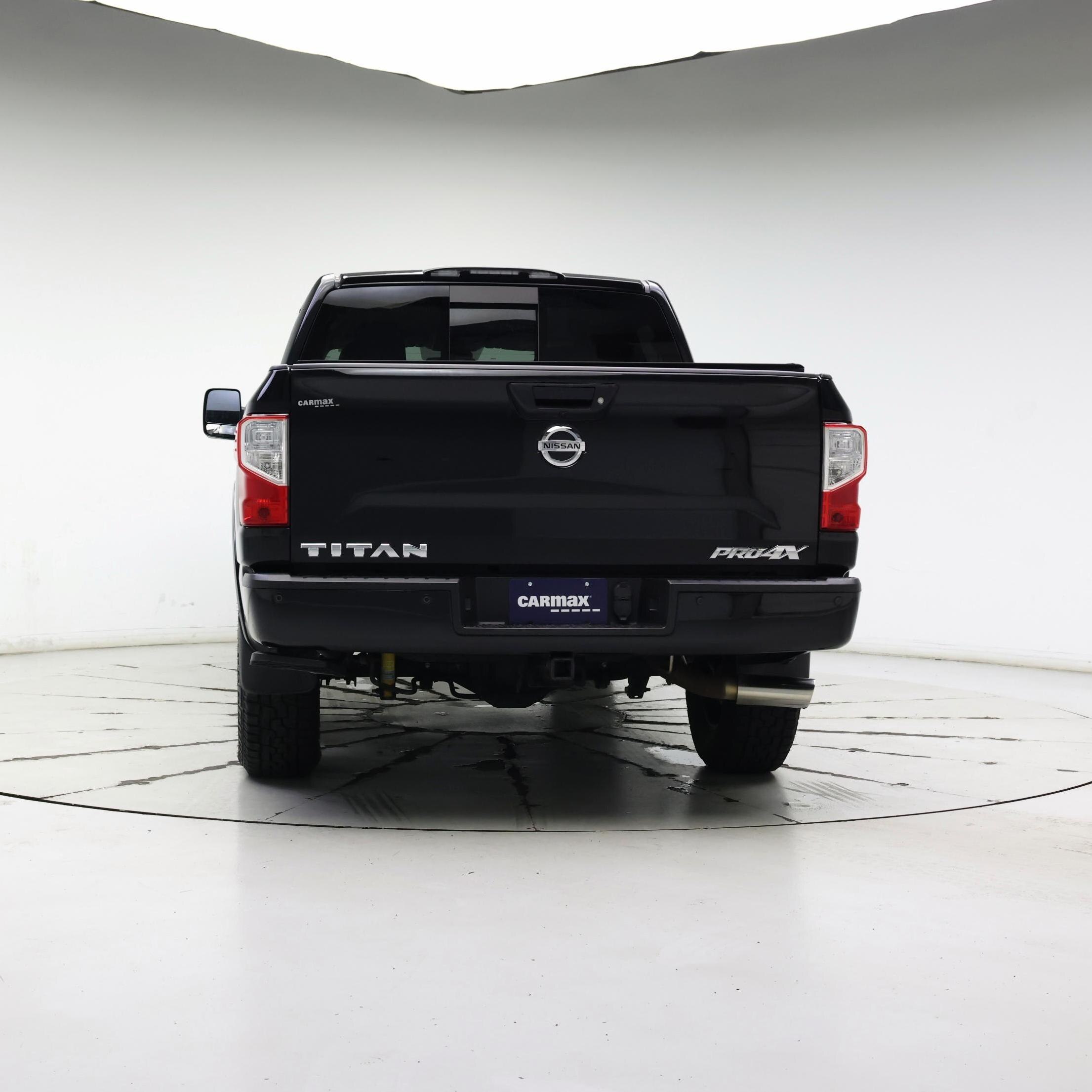 Thumbnail: 2019 Nissan Titan - 6