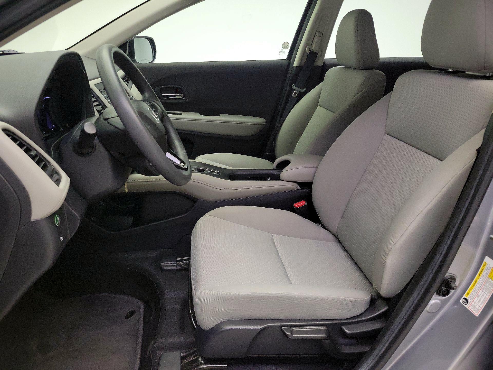 Thumbnail: 2019 Honda HR-V - 11