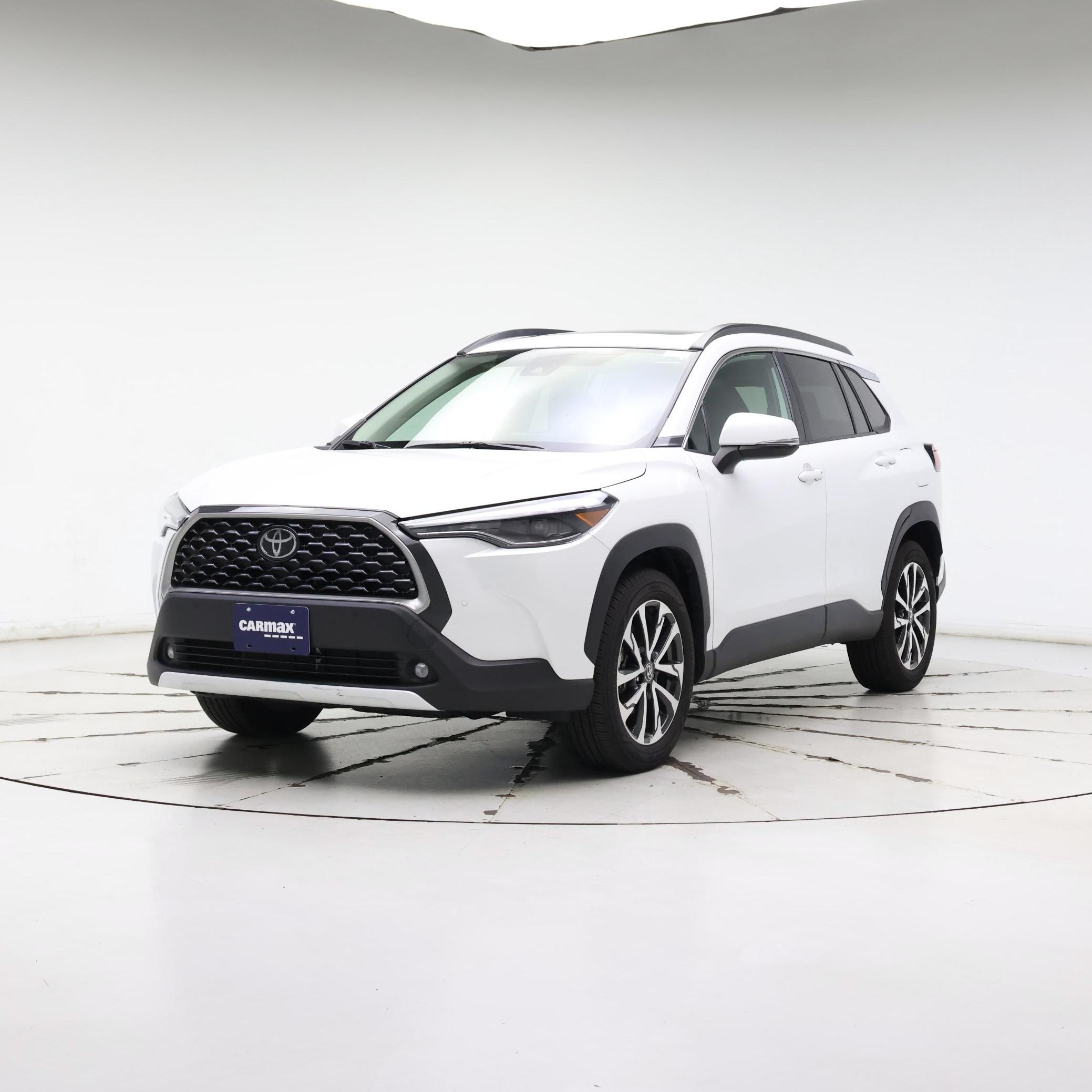 Thumbnail: 2022 Toyota Corolla Cross - 4