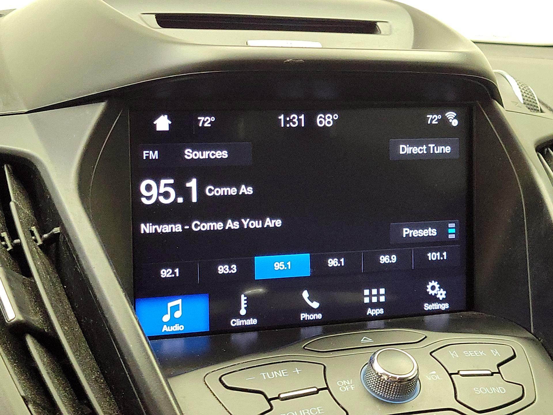 Thumbnail: 2016 Ford Escape - 15