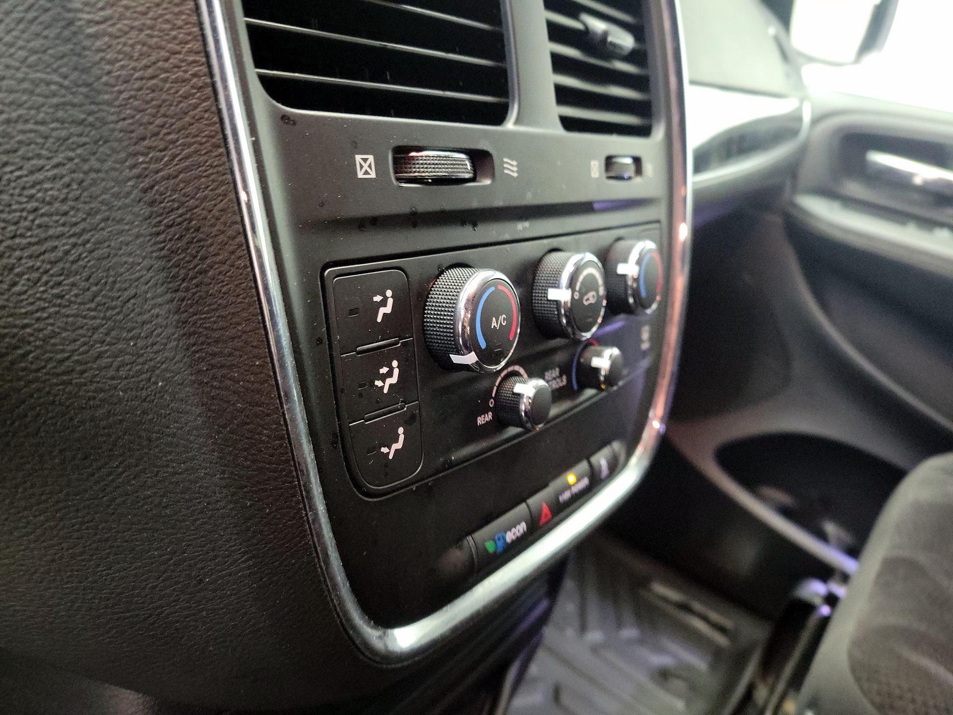 Thumbnail: 2018 Dodge Grand Caravan - 16