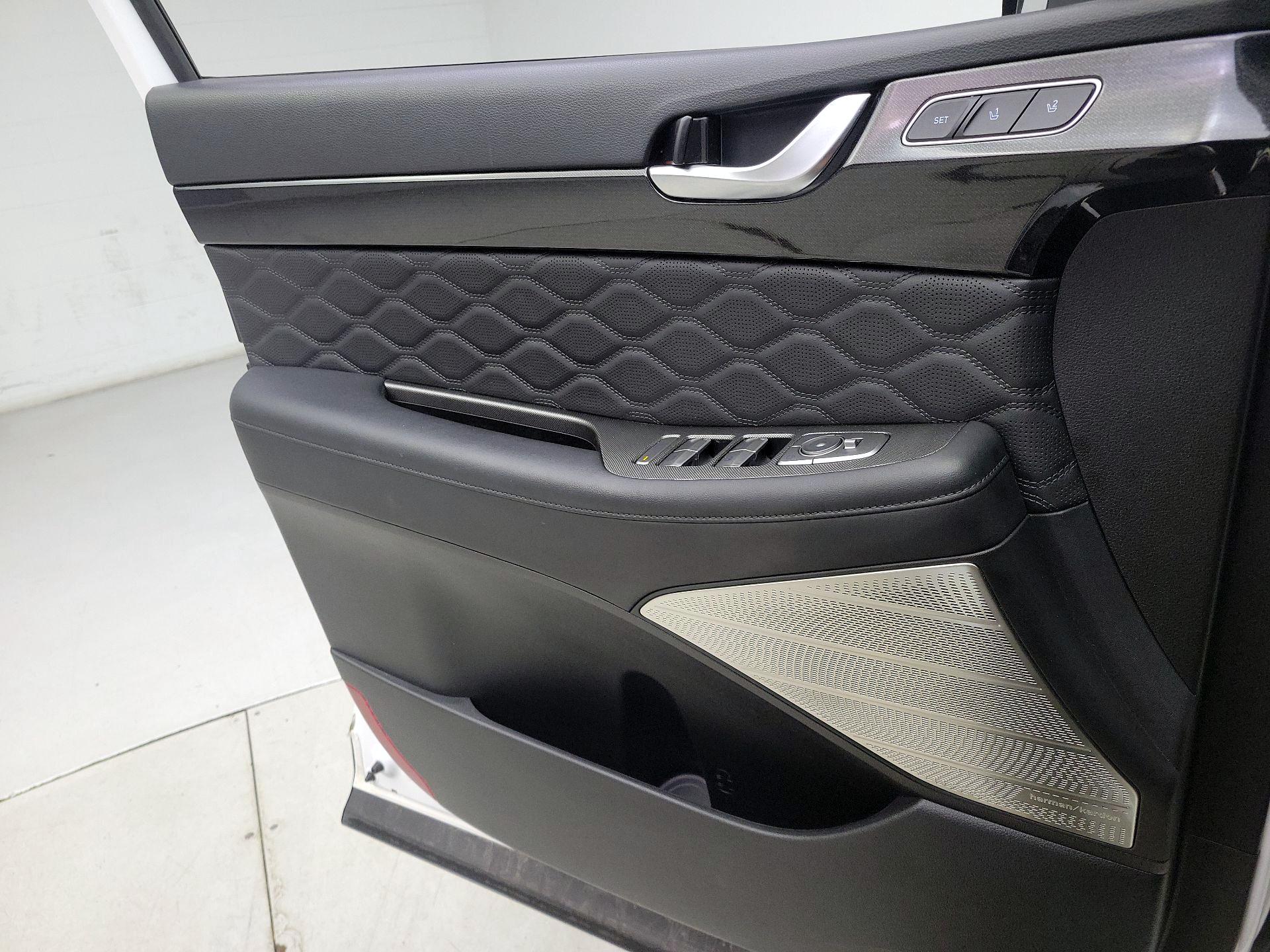 Thumbnail: 2021 Hyundai Palisade - 12