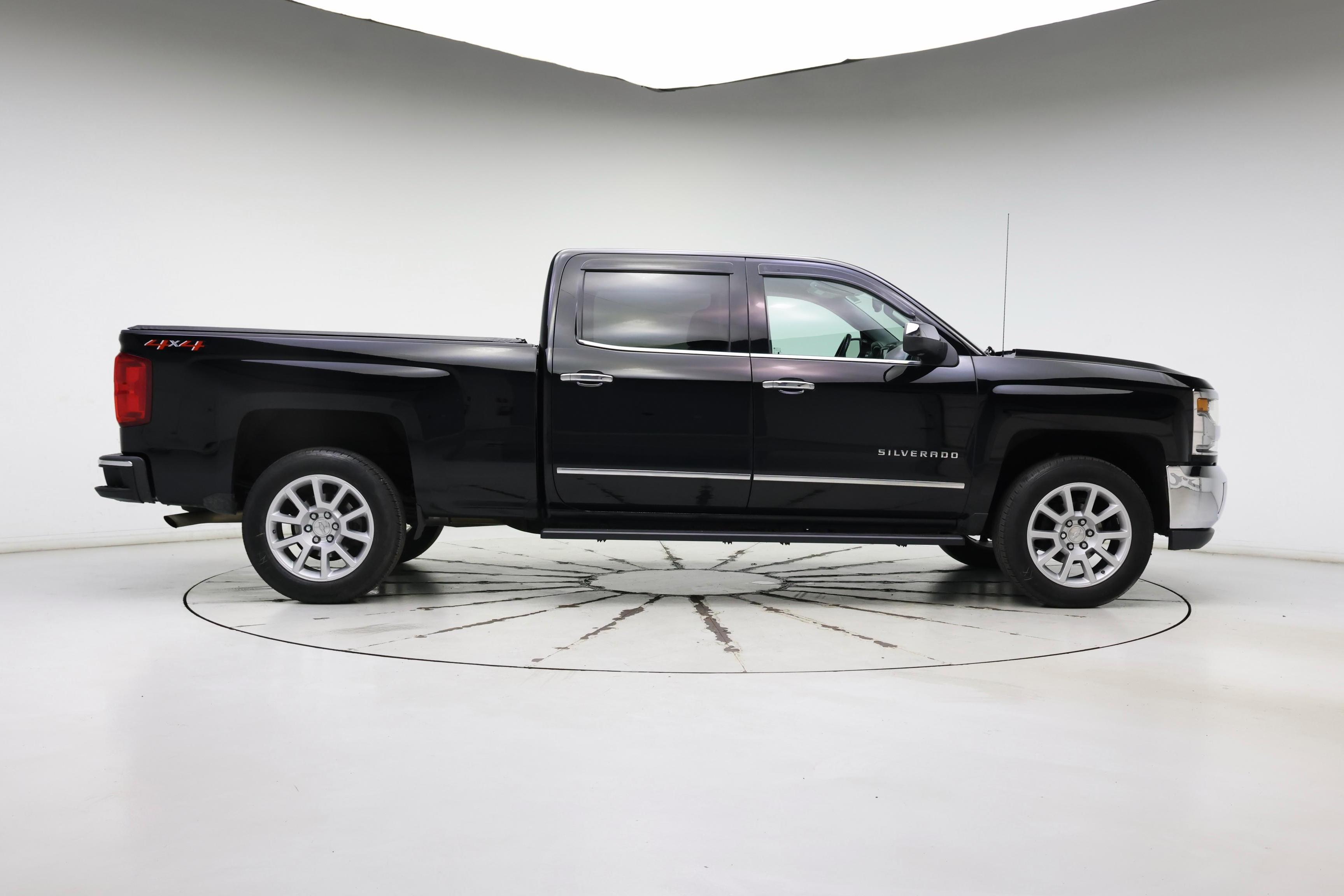 Thumbnail: 2018 Chevrolet Silverado 1500 - 7