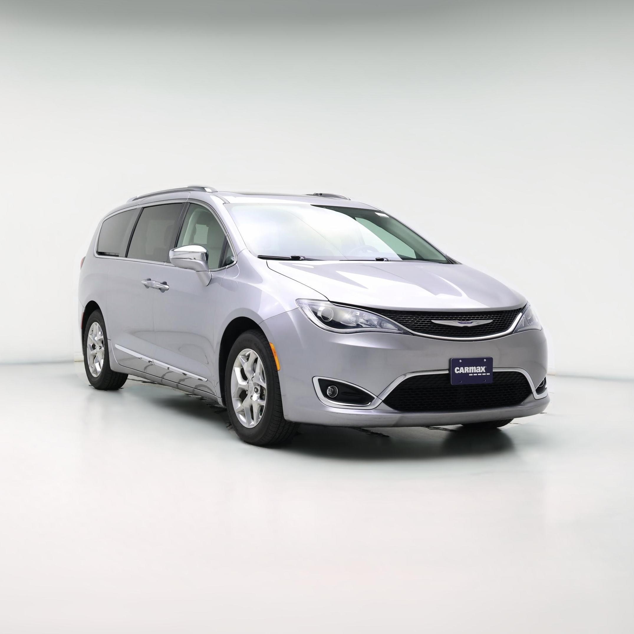 Thumbnail: 2019 Chrysler Pacifica - 1