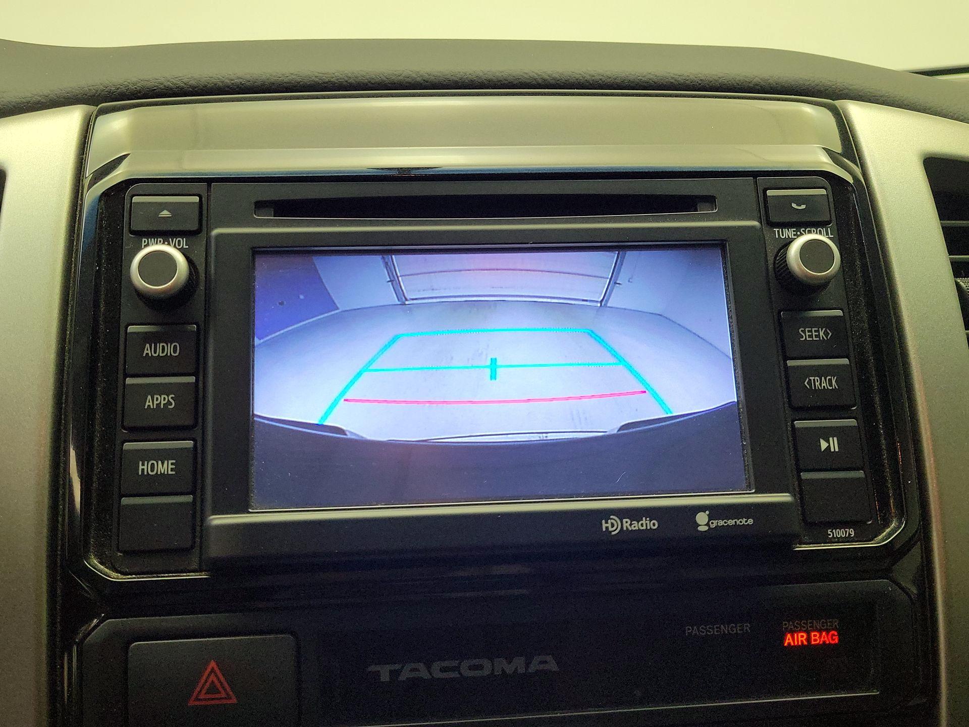 Thumbnail: 2015 Toyota Tacoma - 14