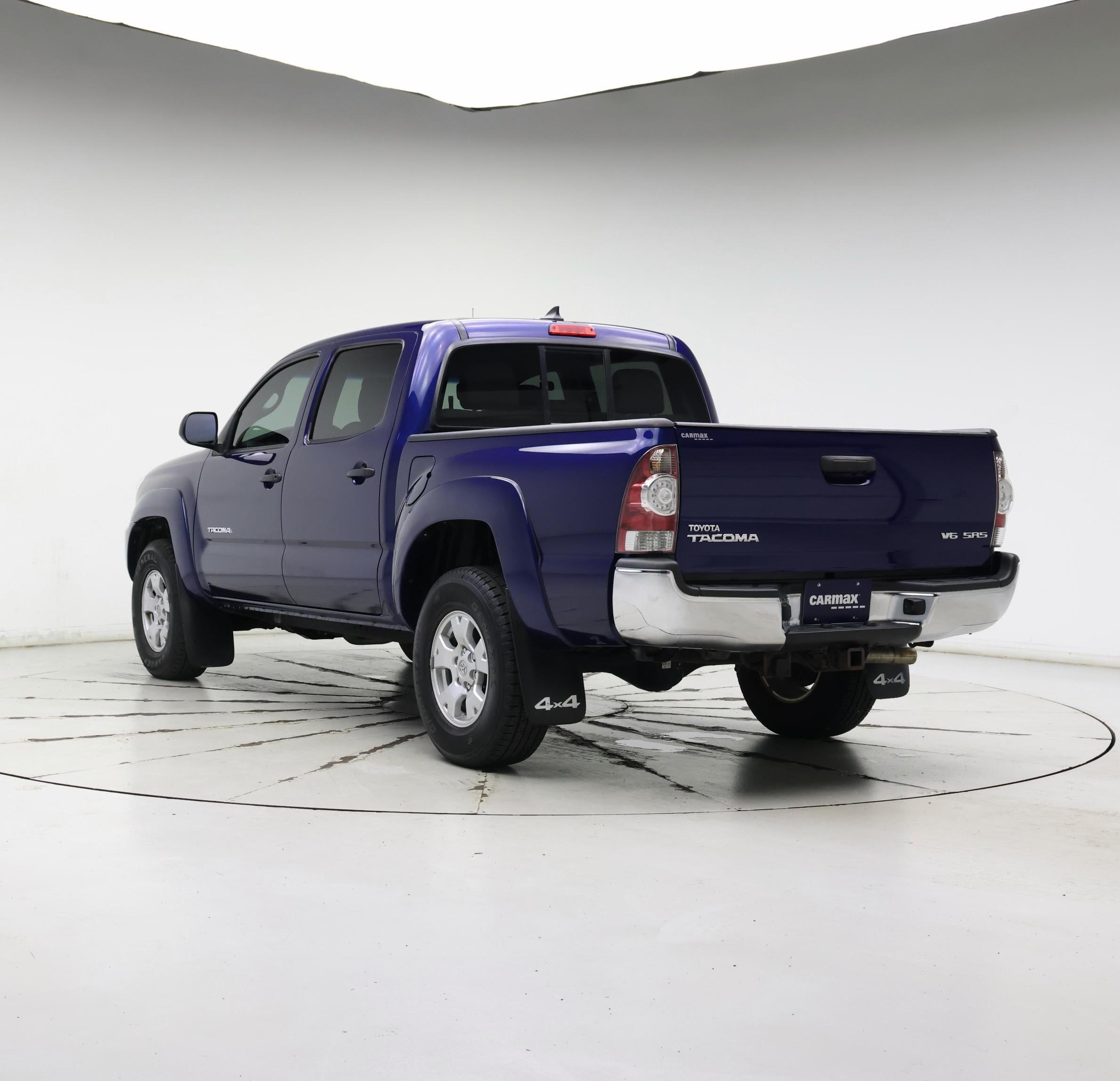Thumbnail: 2015 Toyota Tacoma - 2