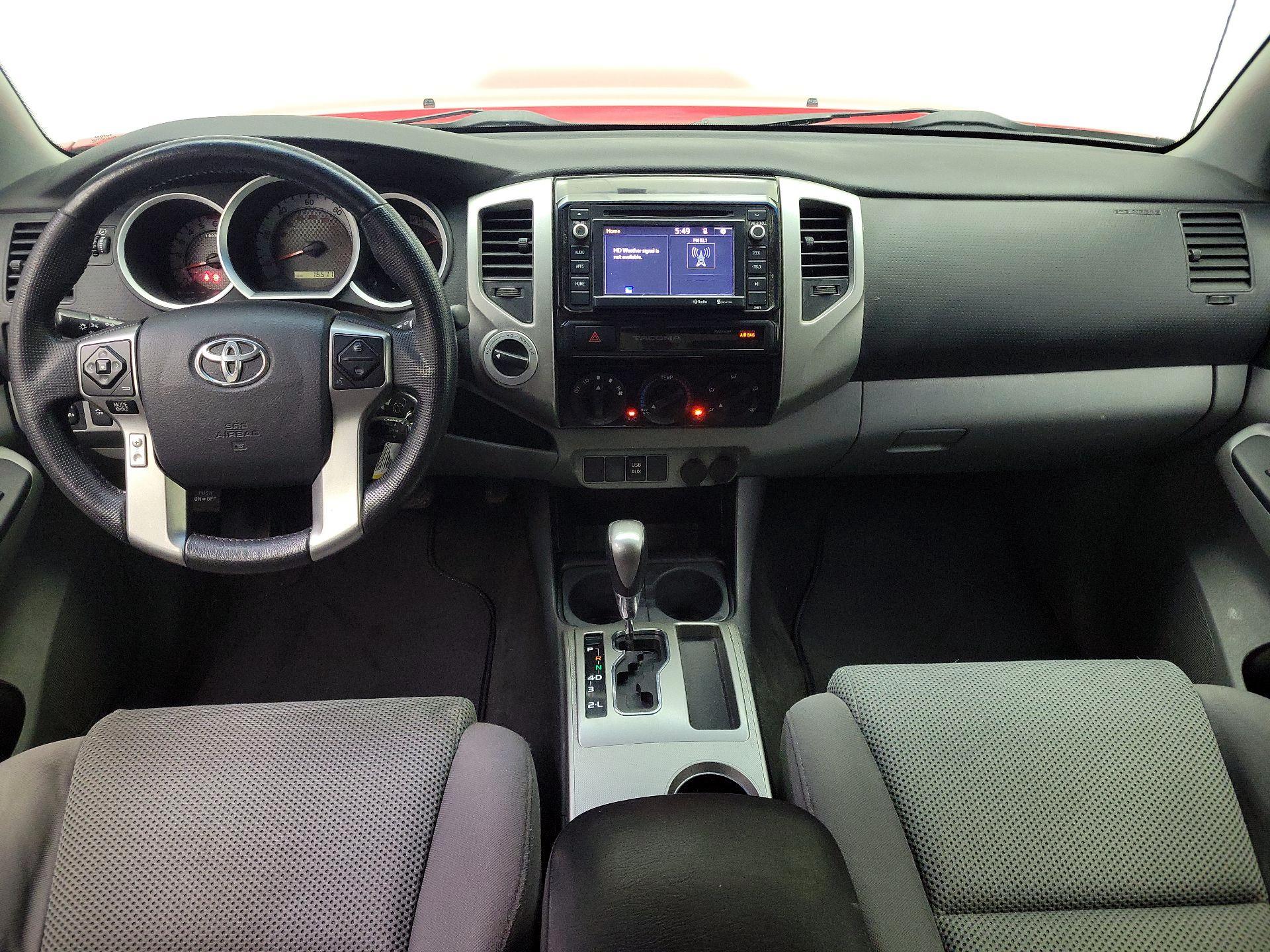 Thumbnail: 2015 Toyota Tacoma - 9