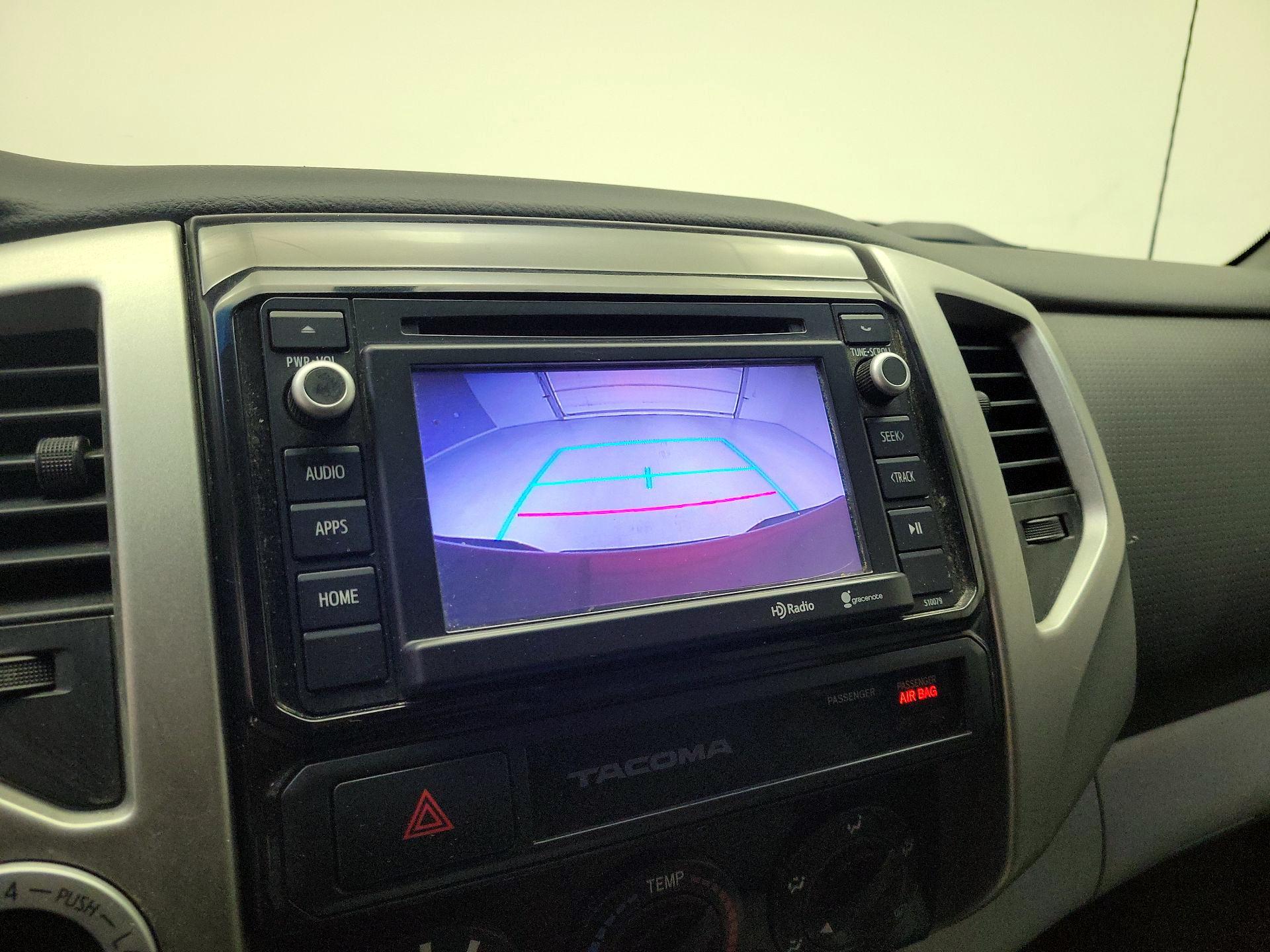 Thumbnail: 2015 Toyota Tacoma - 14