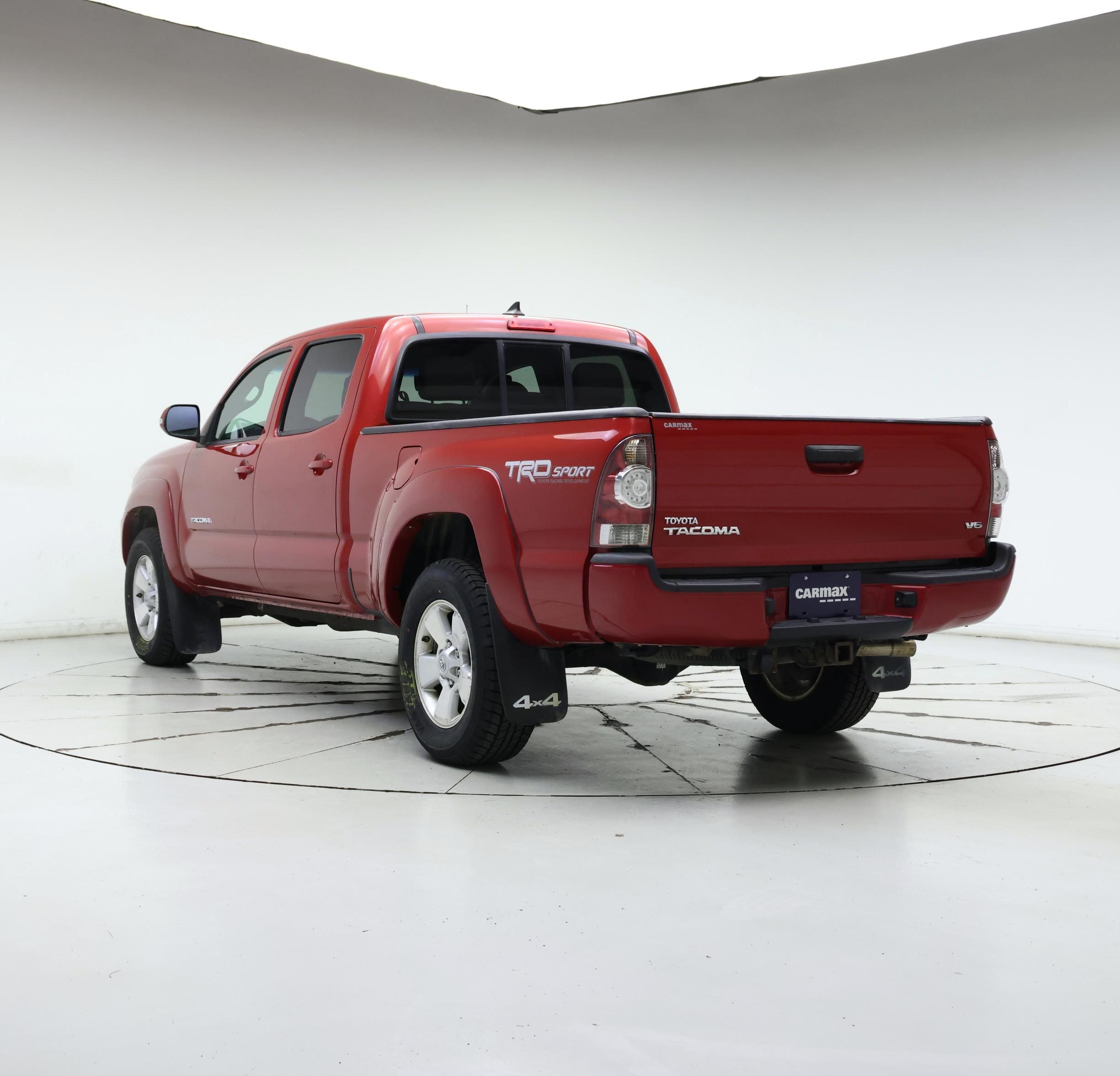Thumbnail: 2015 Toyota Tacoma - 2