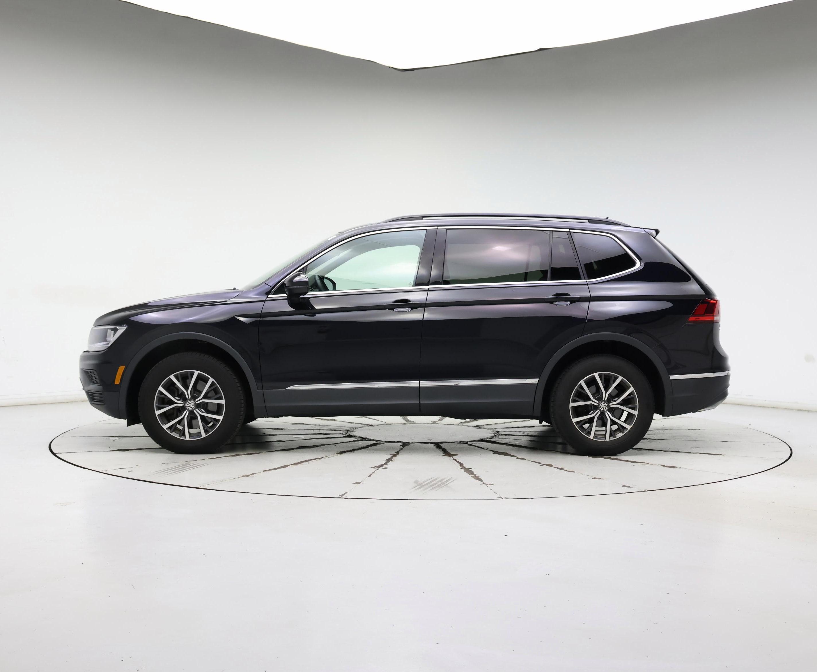 Thumbnail: 2020 Volkswagen Tiguan - 3