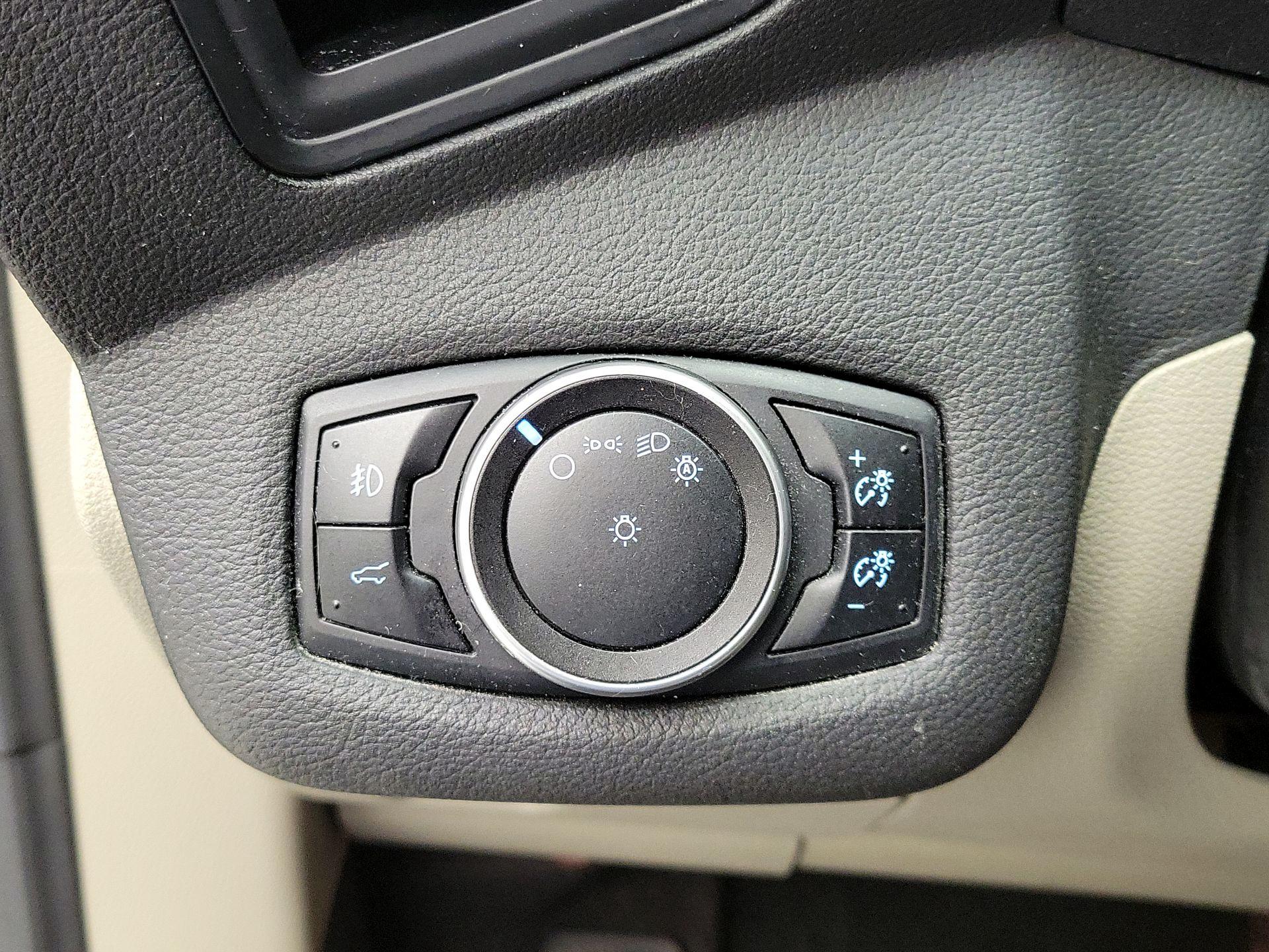 Thumbnail: 2017 Ford Escape - 13