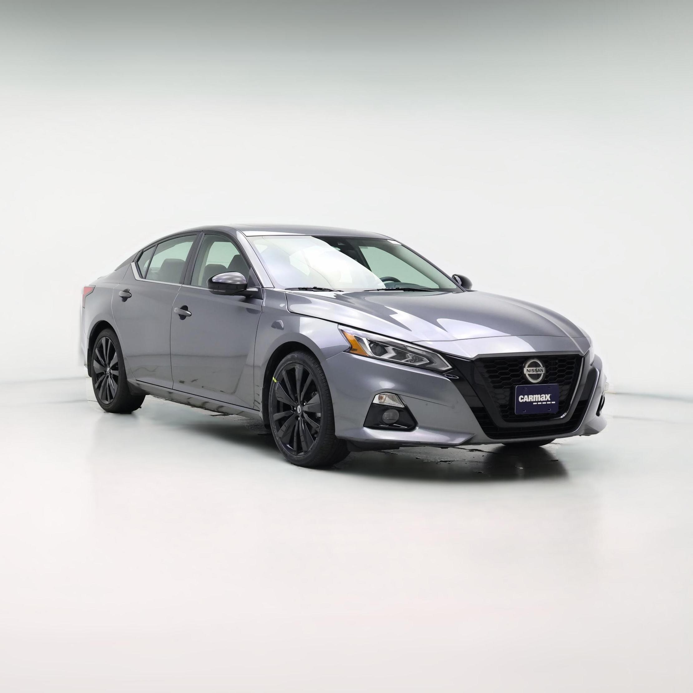 Thumbnail: 2022 Nissan Altima - 1
