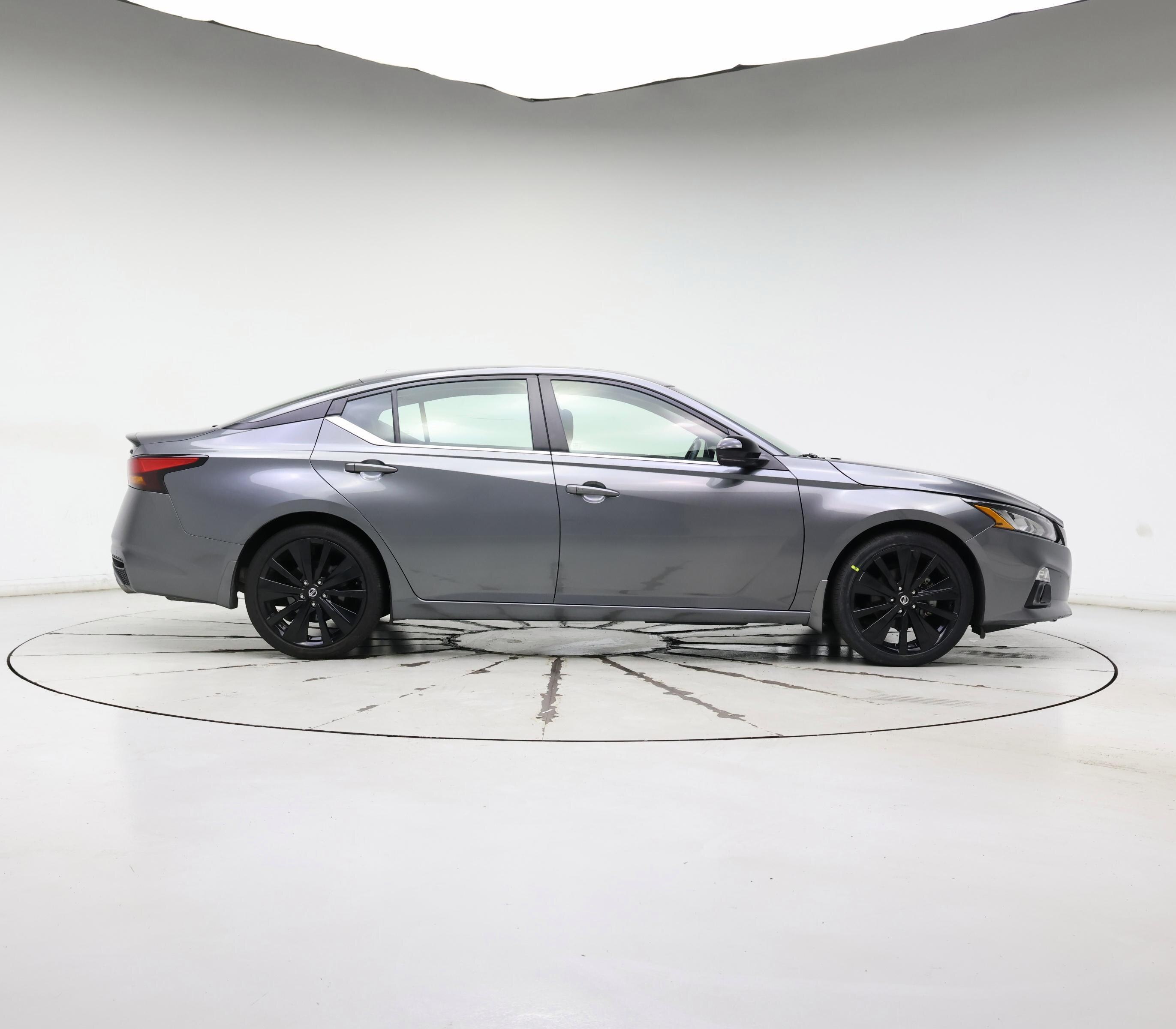 Thumbnail: 2022 Nissan Altima - 7