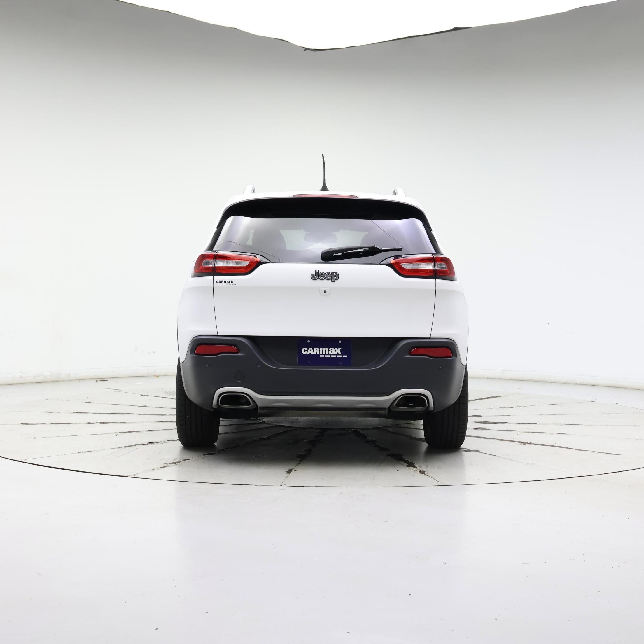 Thumbnail: 2017 Jeep Cherokee - 6