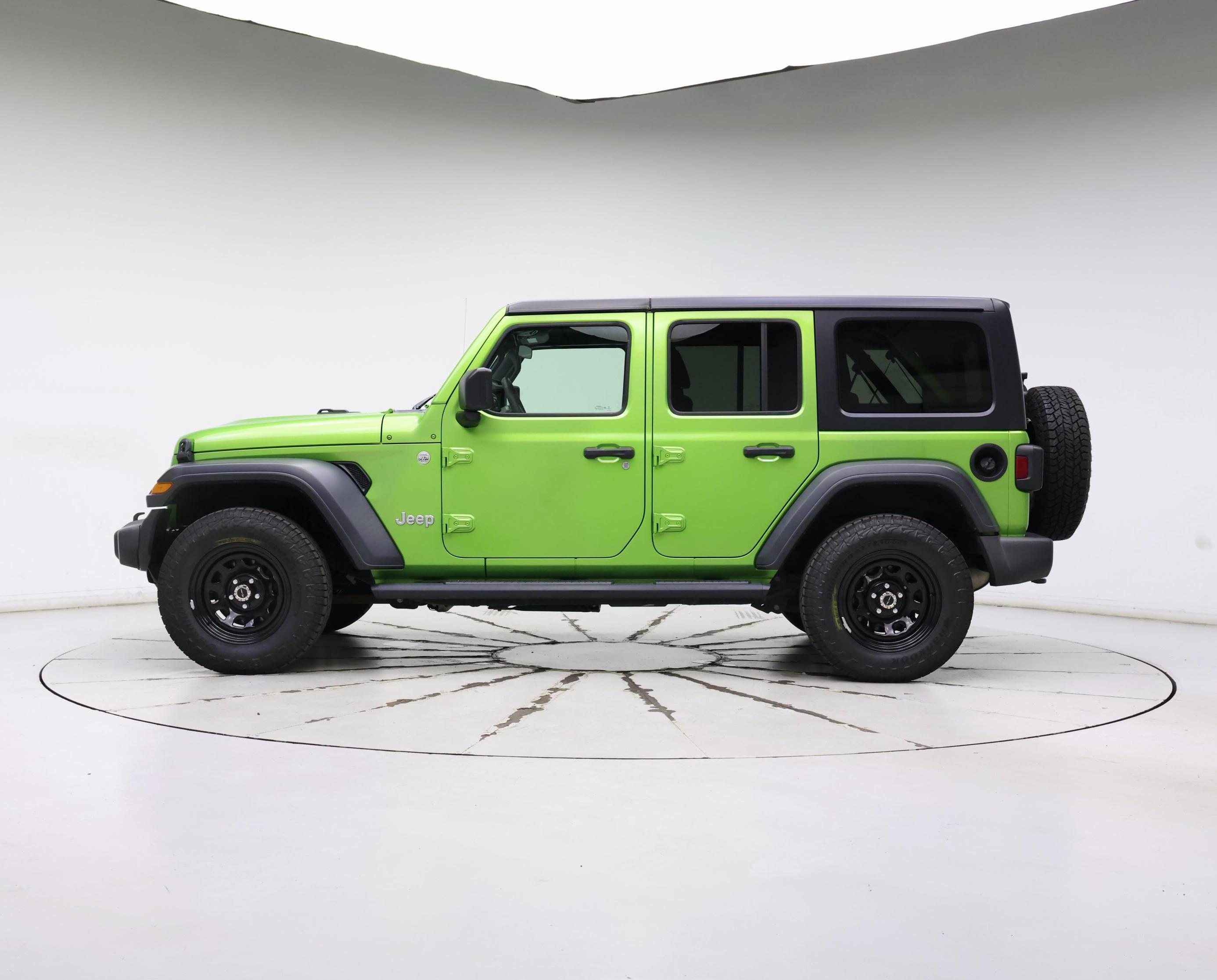 Thumbnail: 2018 Jeep Wrangler - 3