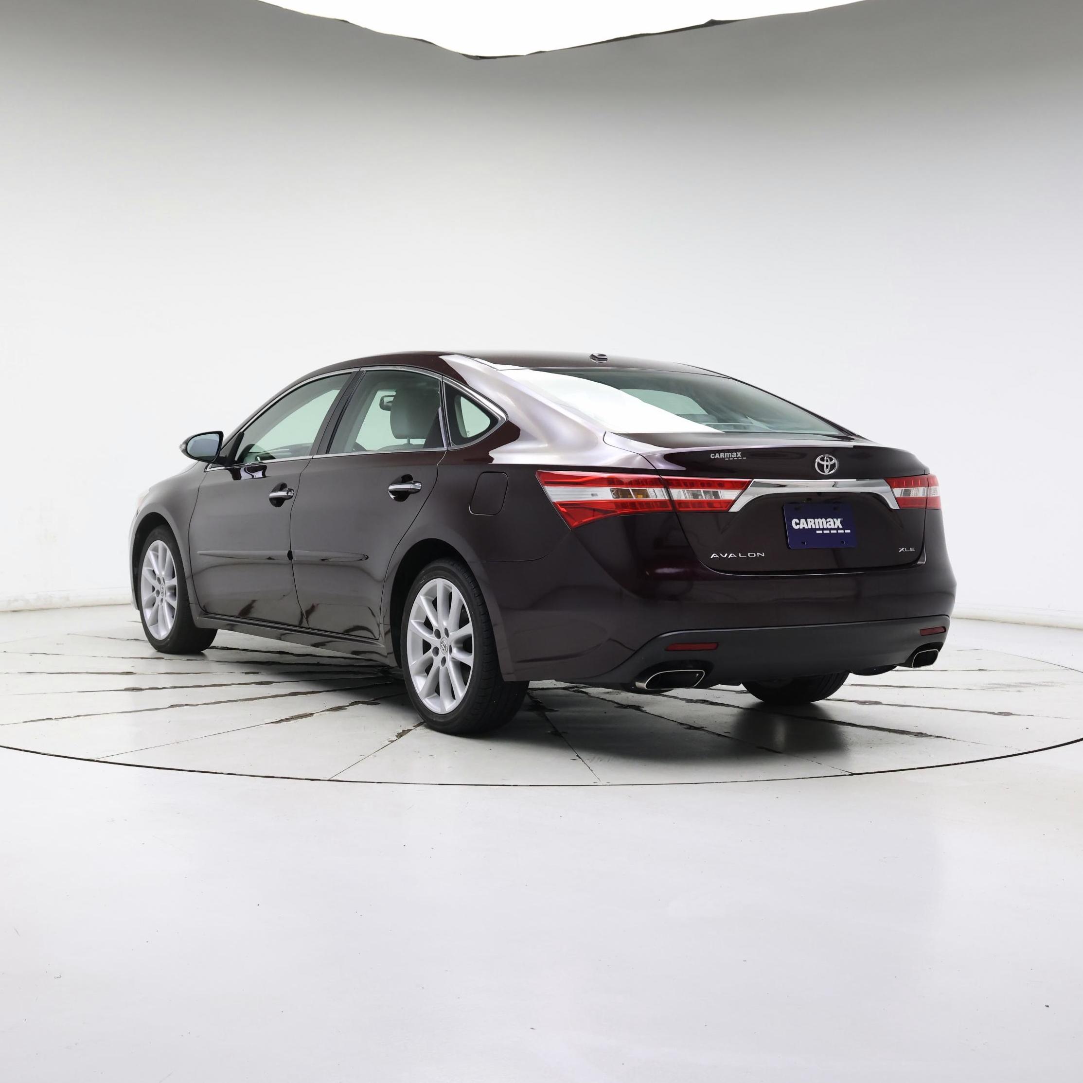 Thumbnail: 2015 Toyota Avalon - 2
