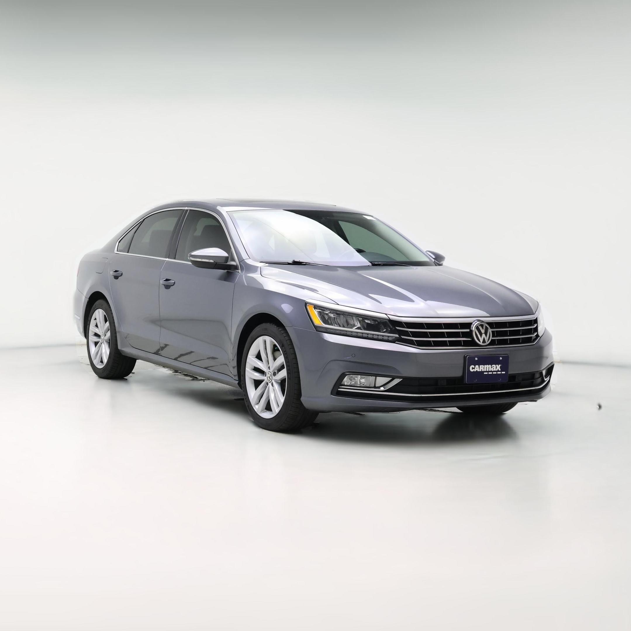 Thumbnail: 2018 Volkswagen Passat - 1