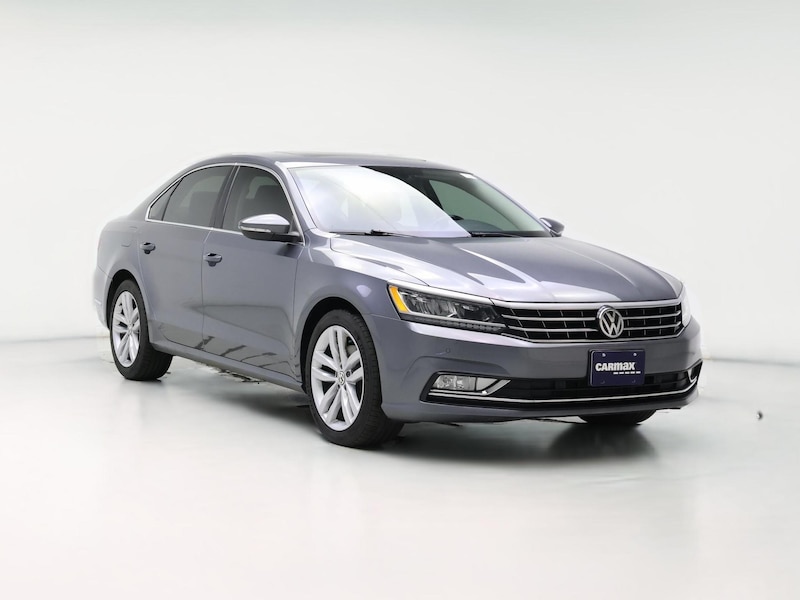 2018 Volkswagen Passat SE -
                  Kenosha, WI