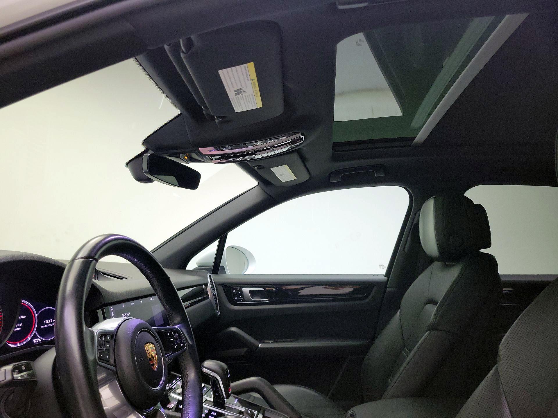 Thumbnail: 2019 Porsche Cayenne - 19