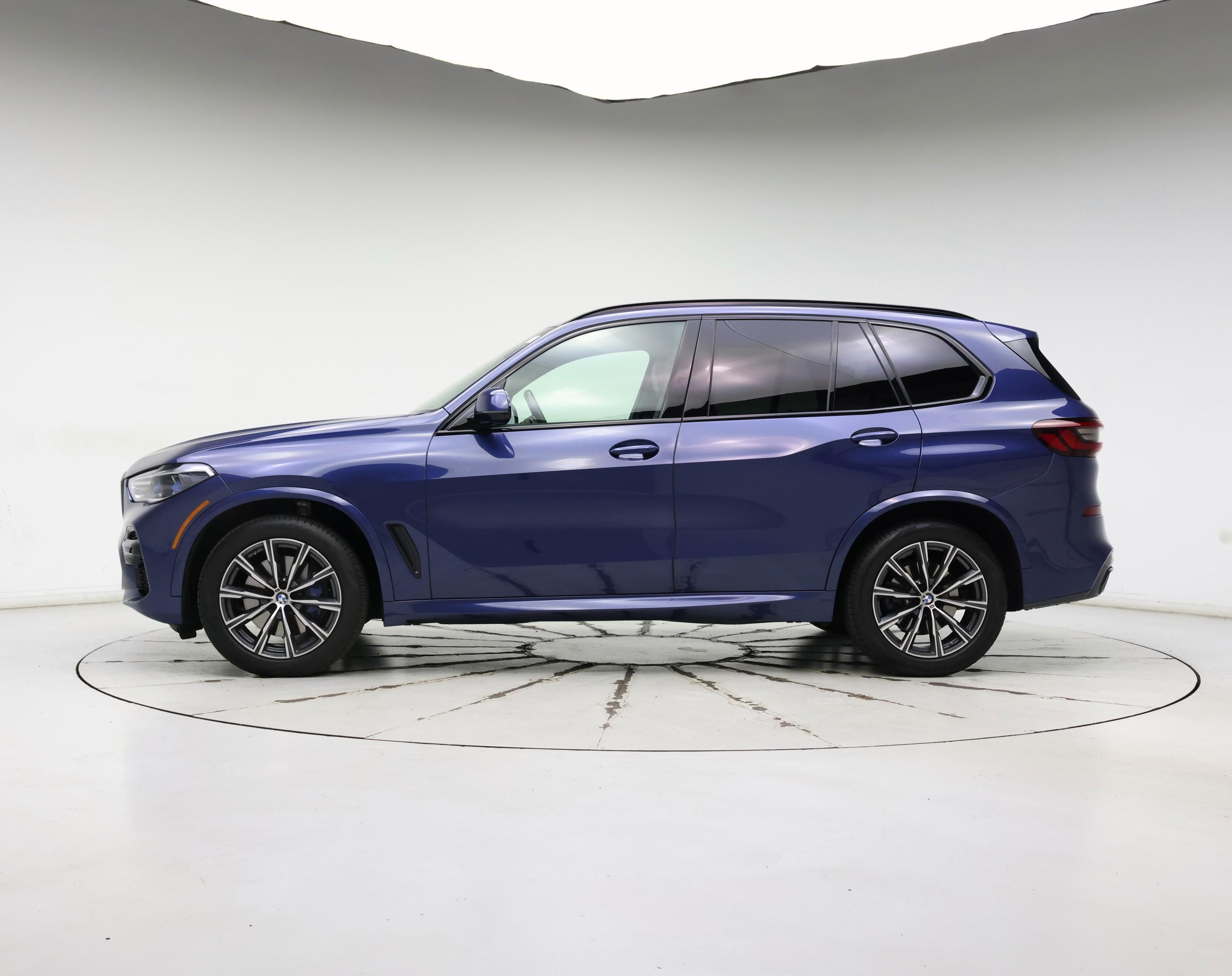 Thumbnail: 2022 BMW X5 - 3