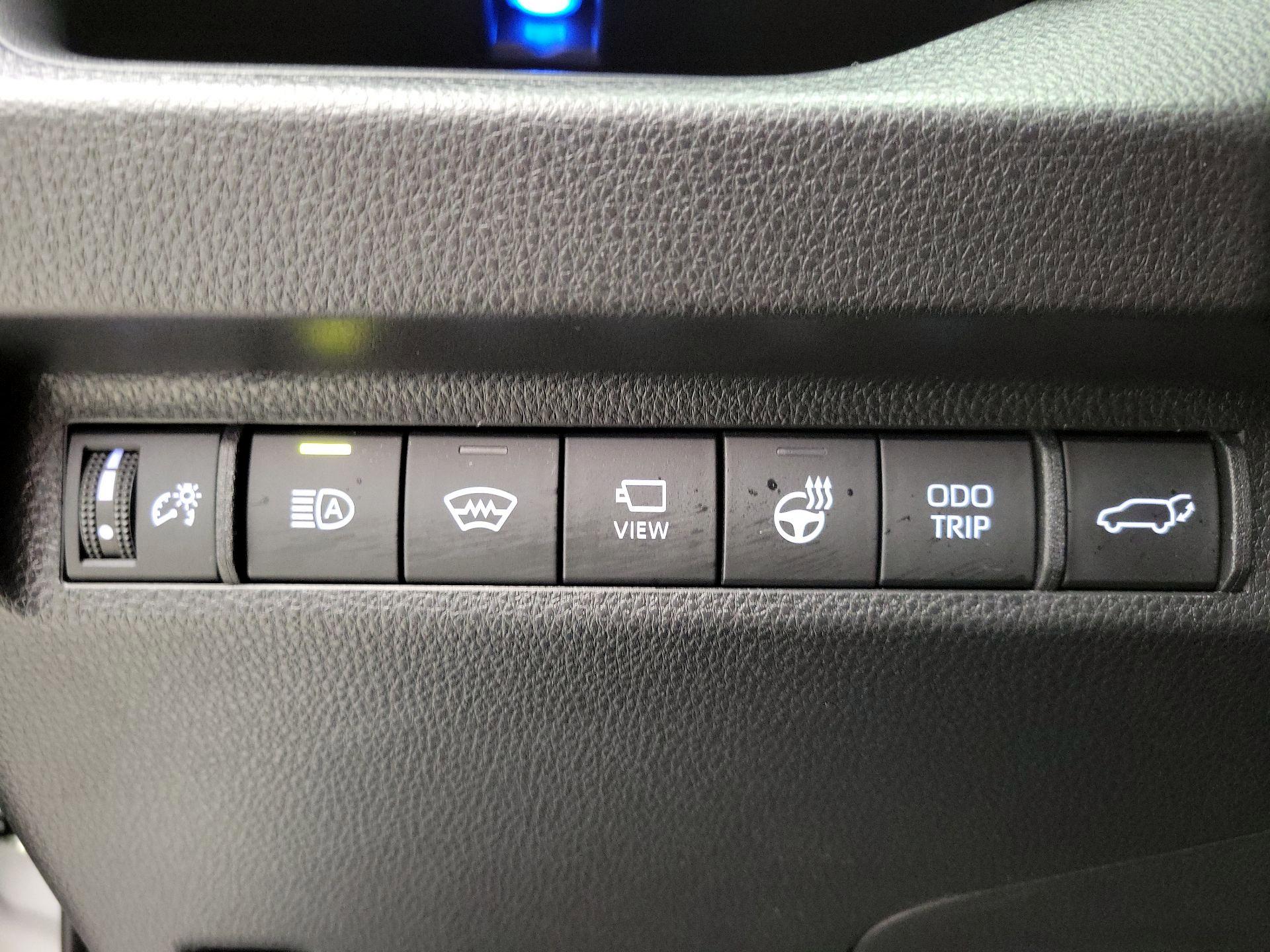 Thumbnail: 2024 Toyota RAV4 - 13