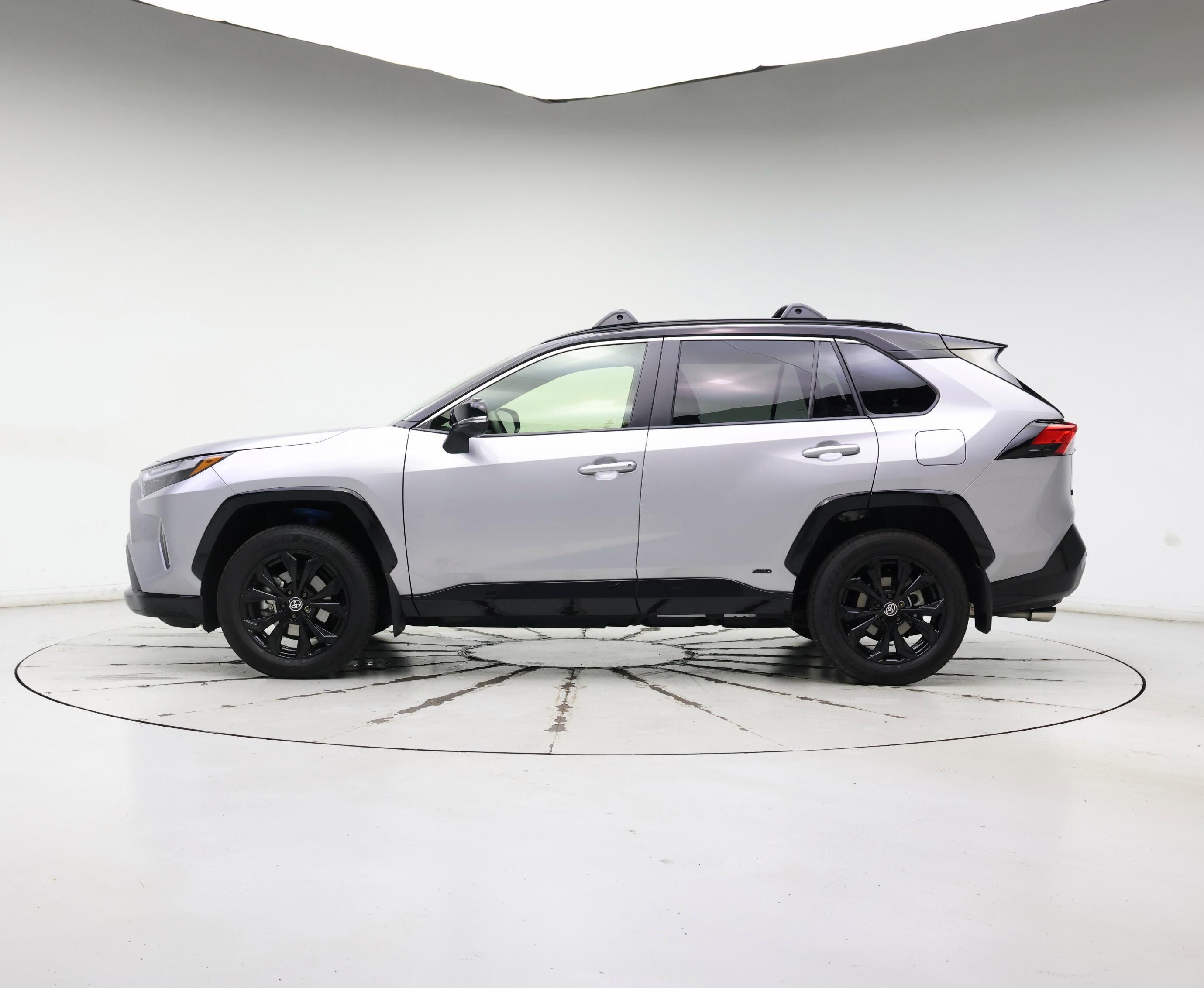 Thumbnail: 2024 Toyota RAV4 - 3
