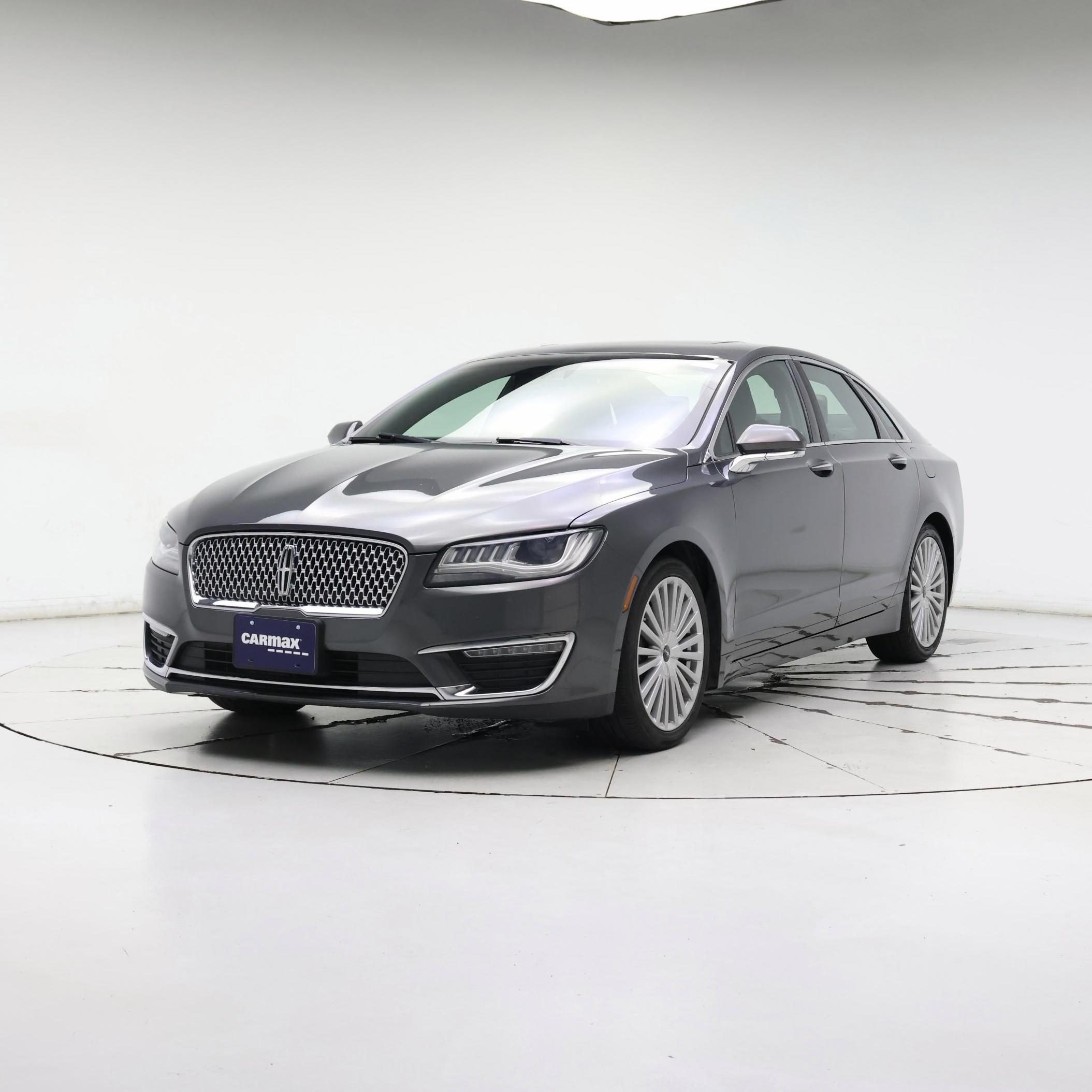 Thumbnail: 2017 Lincoln MKZ - 4