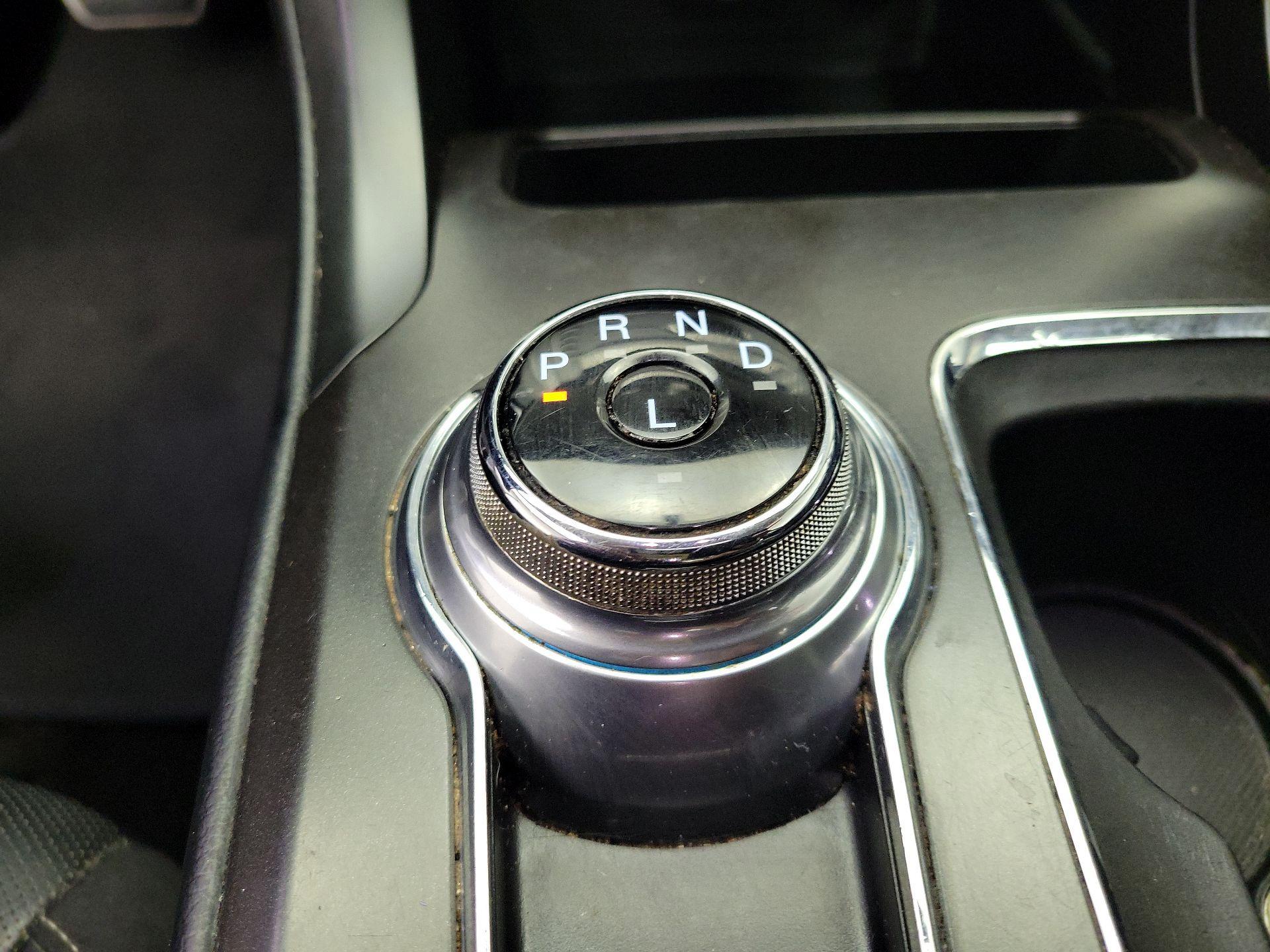 Thumbnail: 2018 Ford Fusion - 16