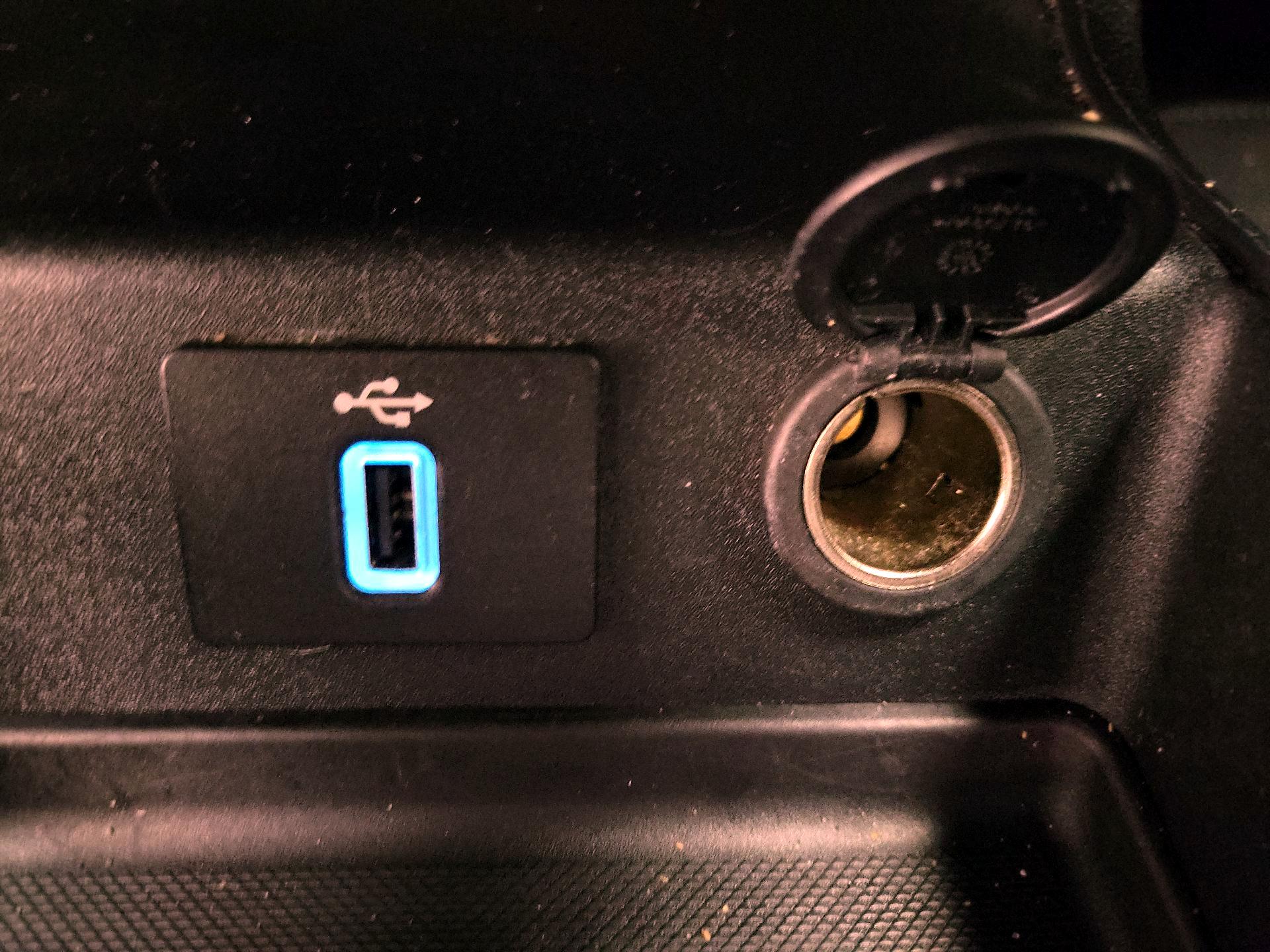 Thumbnail: 2018 Ford Fusion - 17