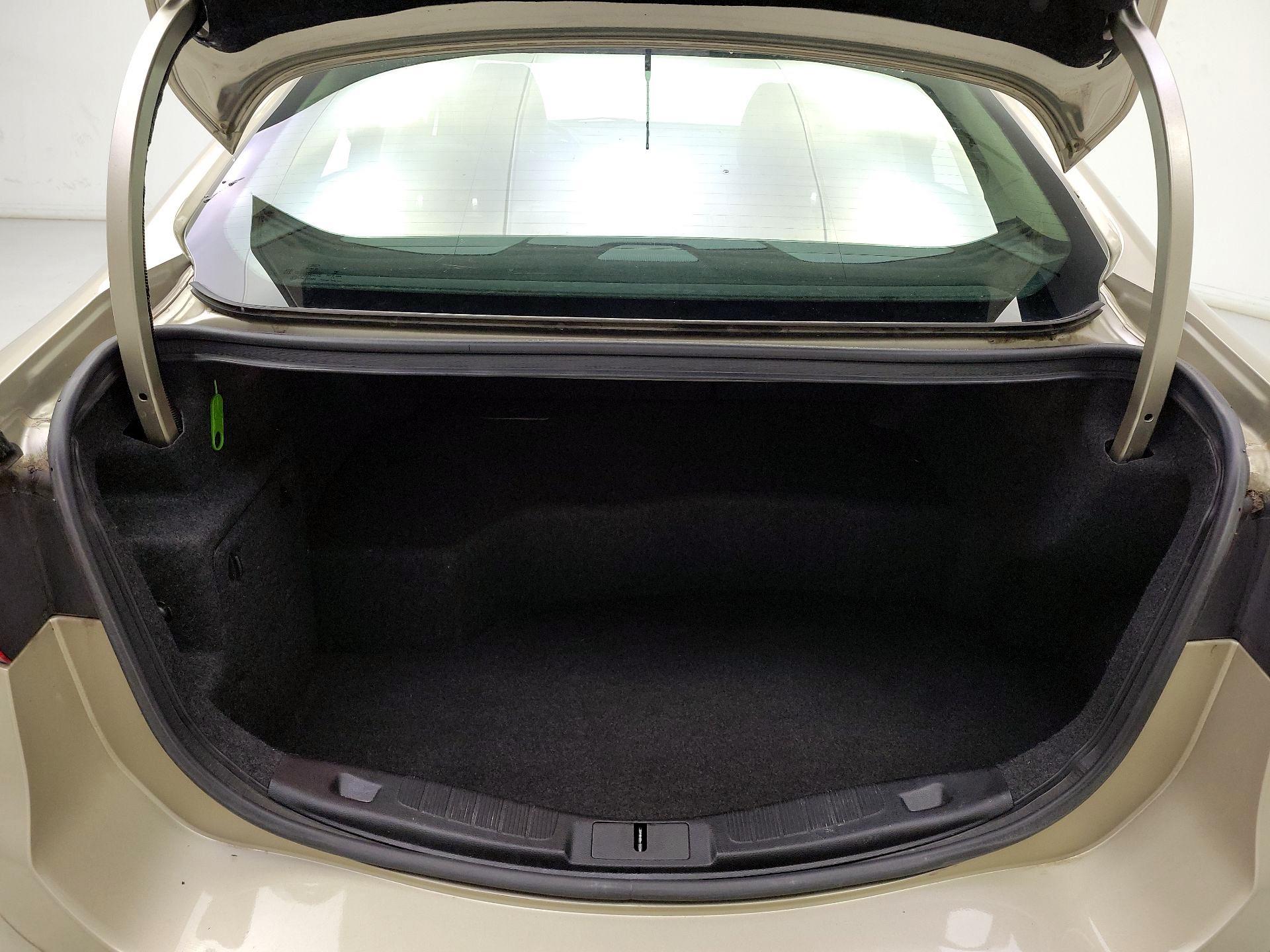 Thumbnail: 2018 Ford Fusion - 20