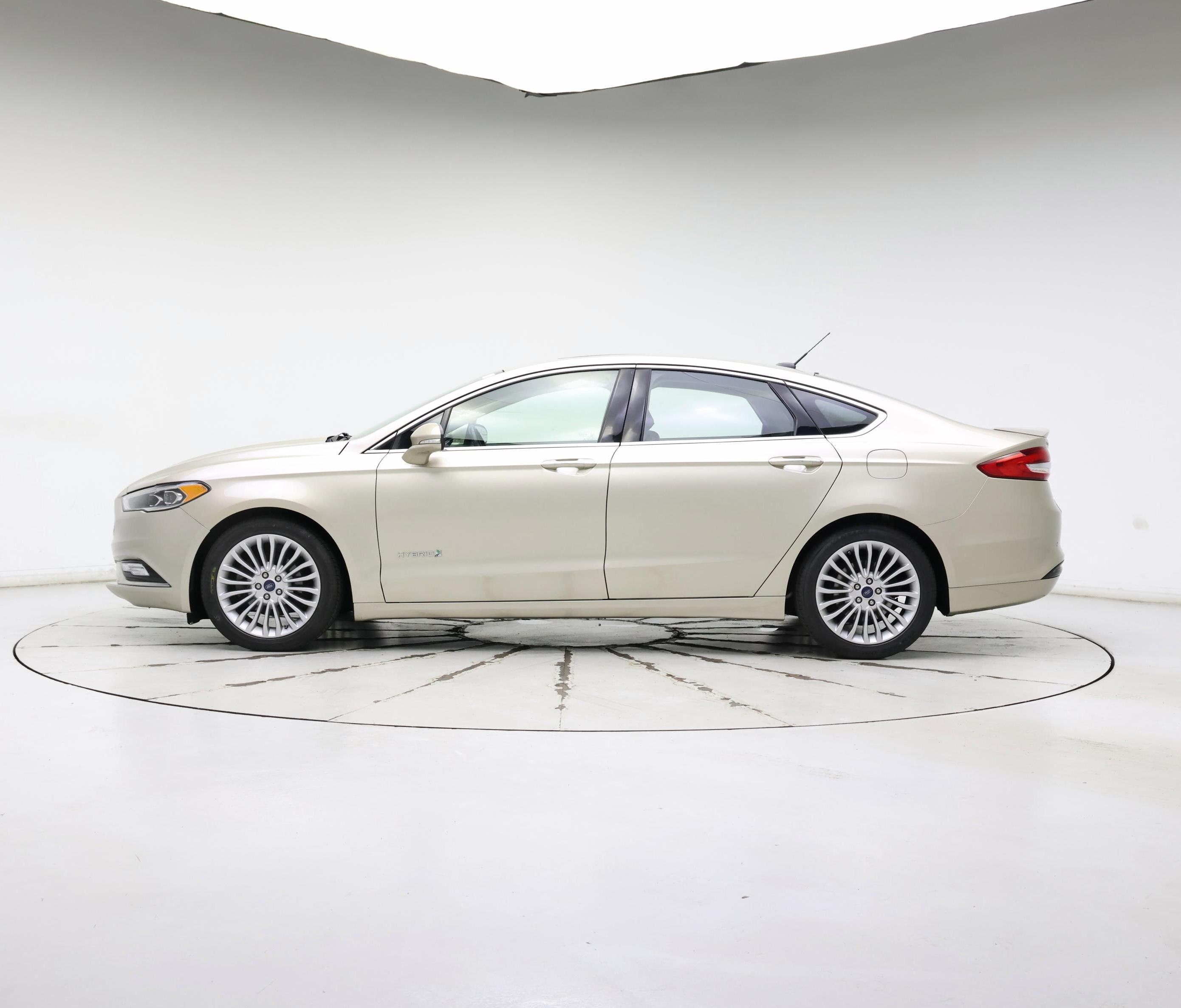 Thumbnail: 2018 Ford Fusion - 3