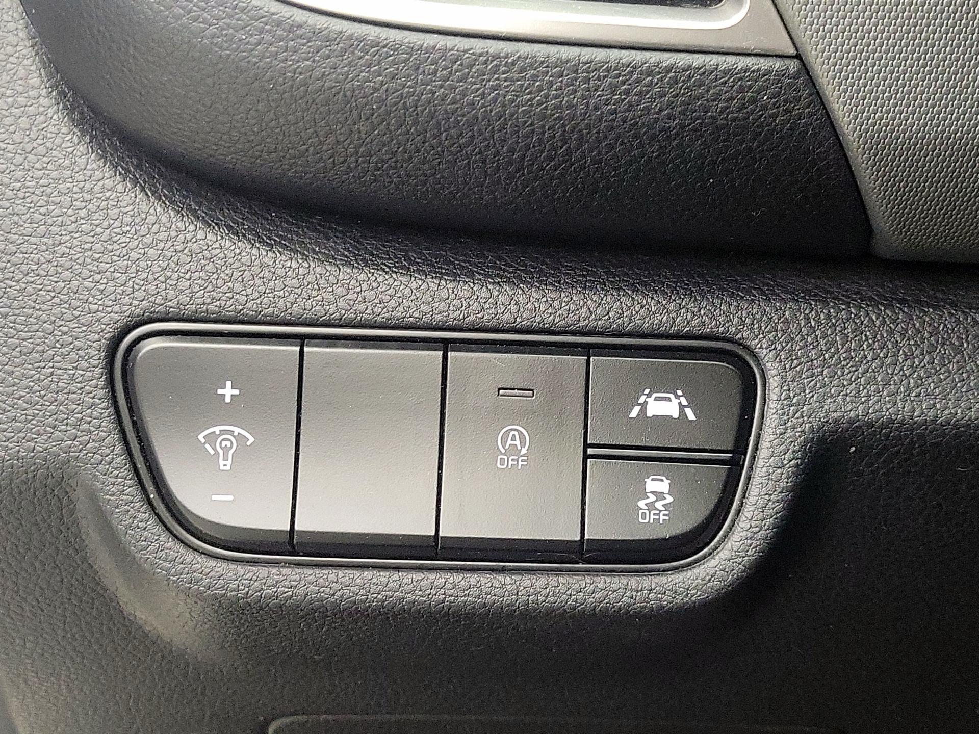 Thumbnail: 2022 Kia Seltos - 13