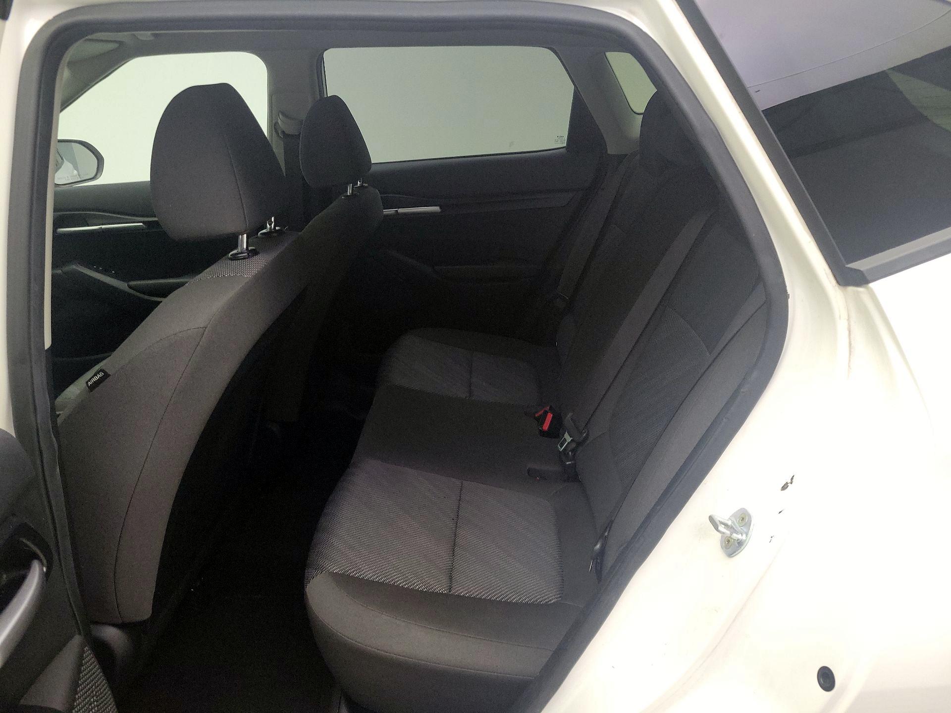 Thumbnail: 2022 Kia Seltos - 19