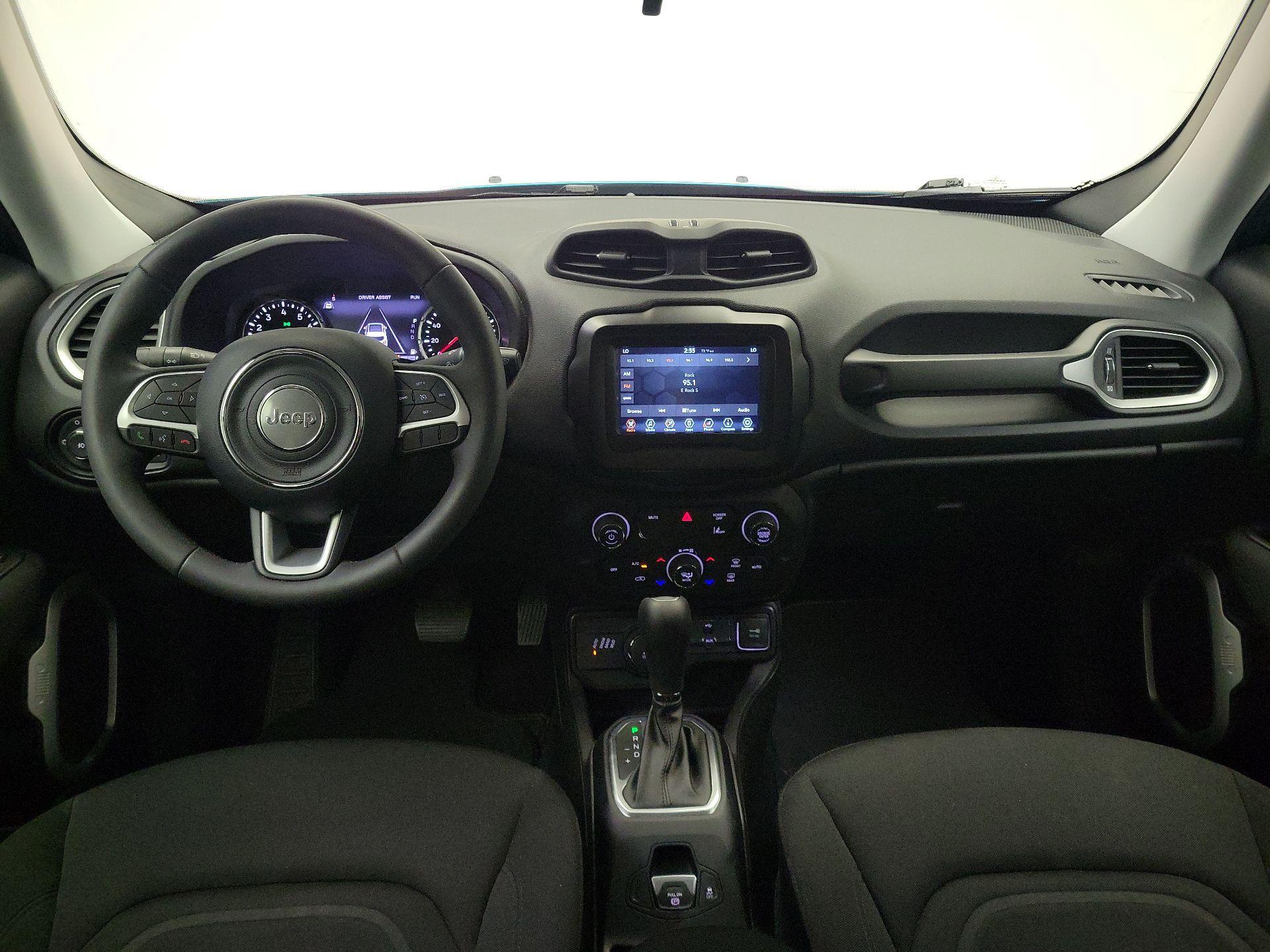 Thumbnail: 2021 Jeep Renegade - 9
