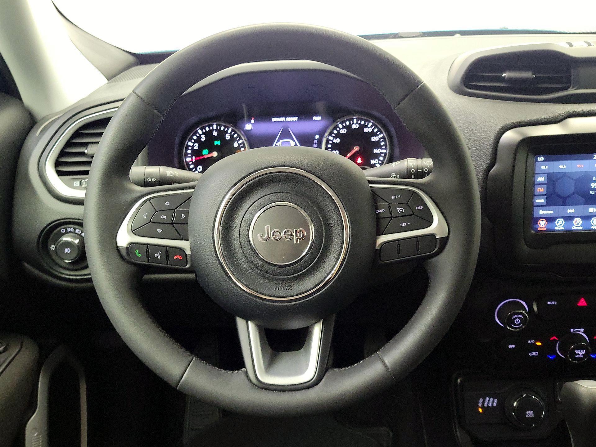 Thumbnail: 2021 Jeep Renegade - 10