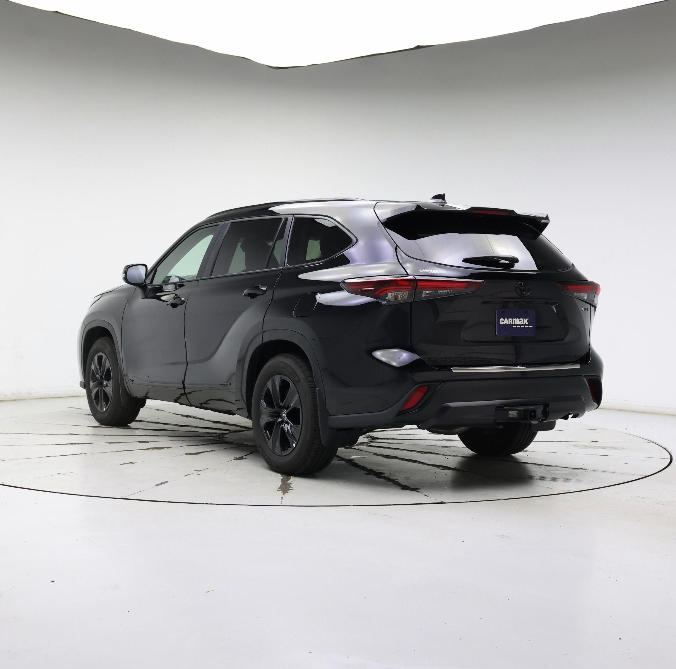 Thumbnail: 2025 Toyota Highlander - 2