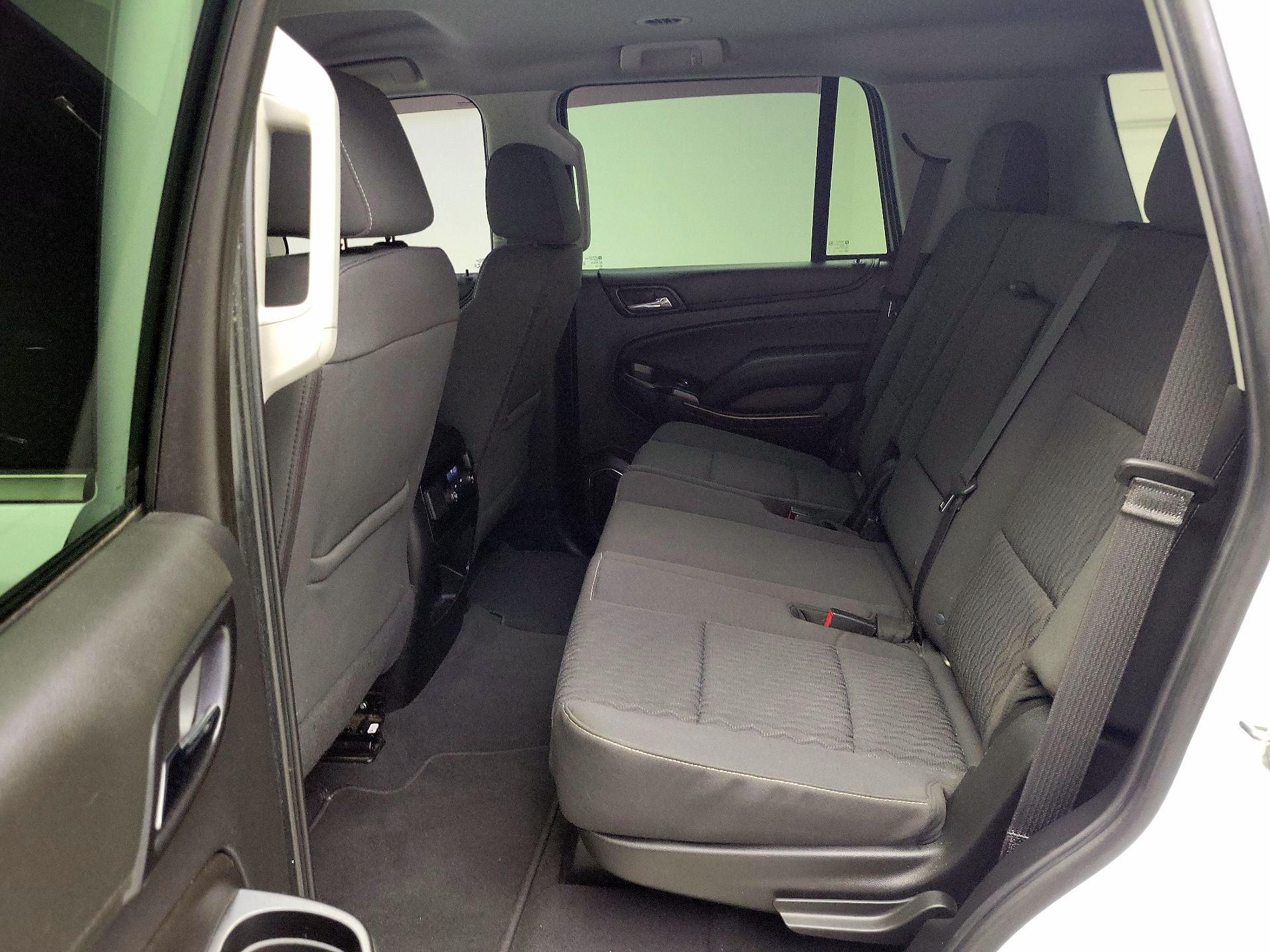 Thumbnail: 2019 Chevrolet Tahoe - 19
