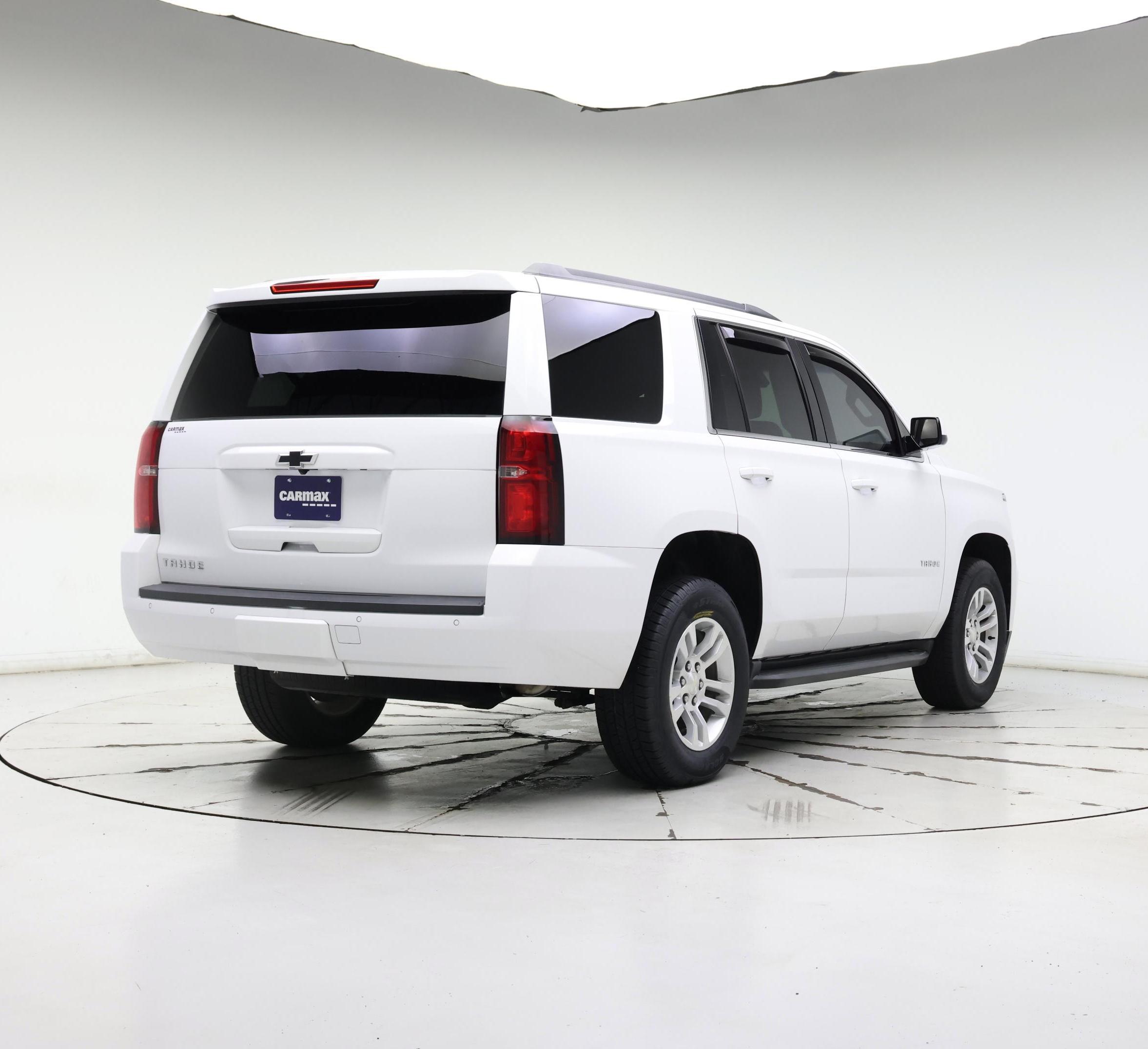 Thumbnail: 2019 Chevrolet Tahoe - 8