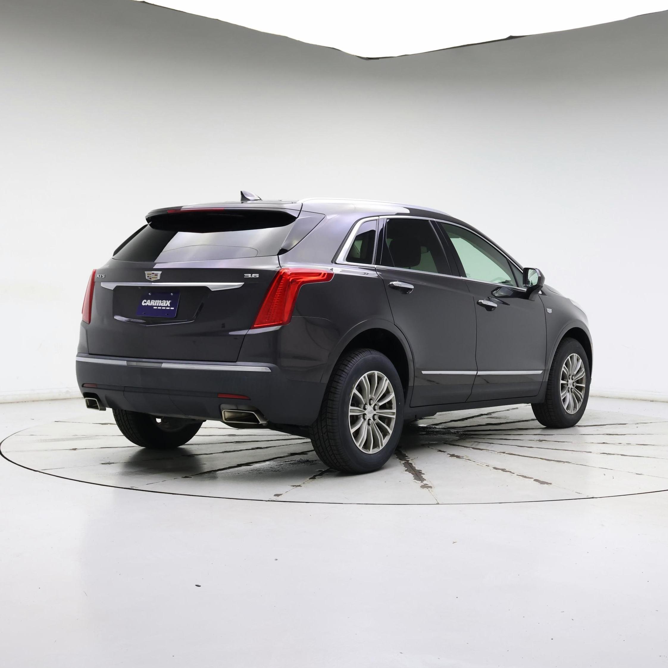 Thumbnail: 2019 Cadillac XT5 - 8