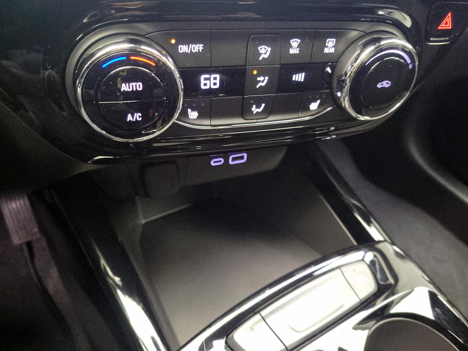 Thumbnail: 2025 Chevrolet Trax - 16