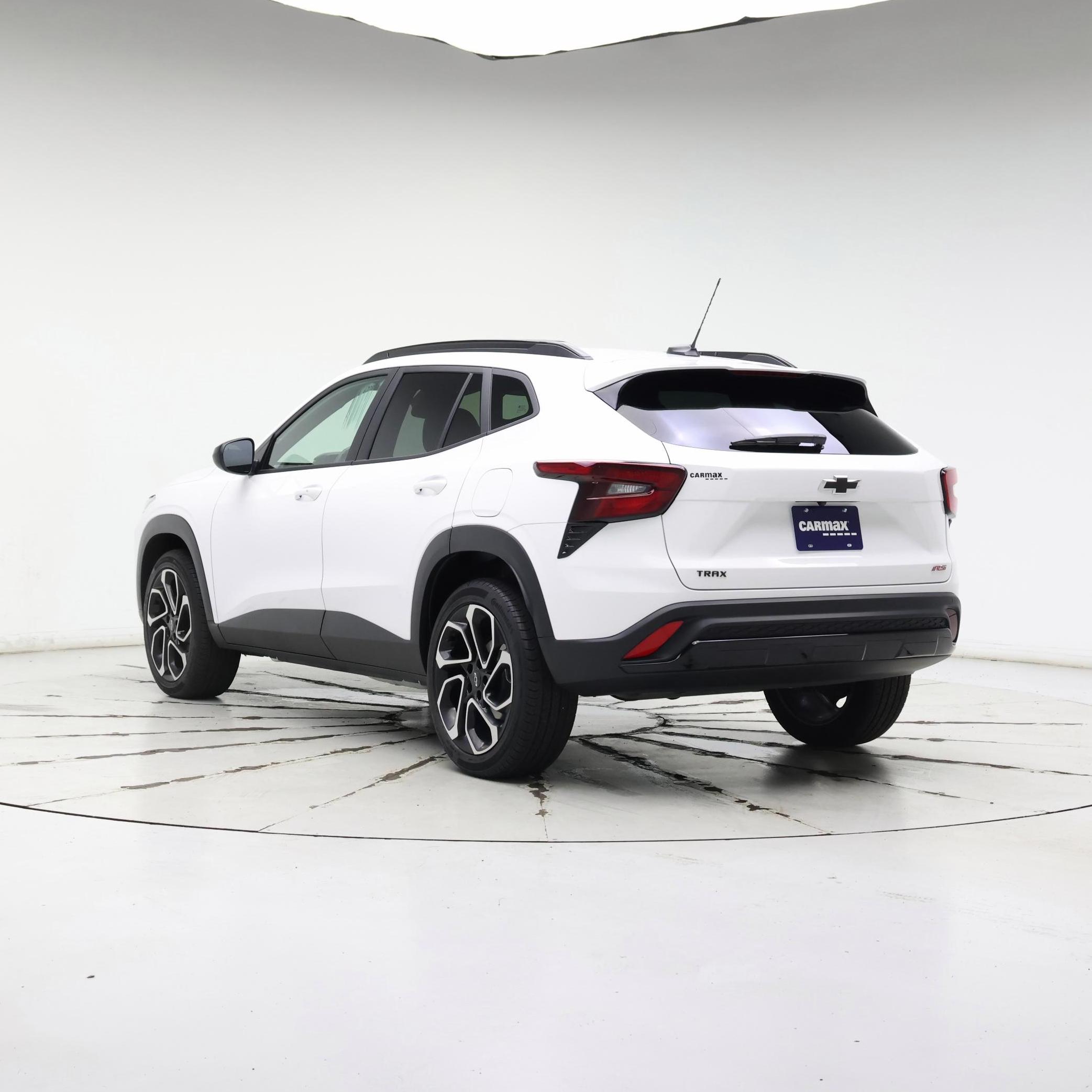 Thumbnail: 2025 Chevrolet Trax - 2