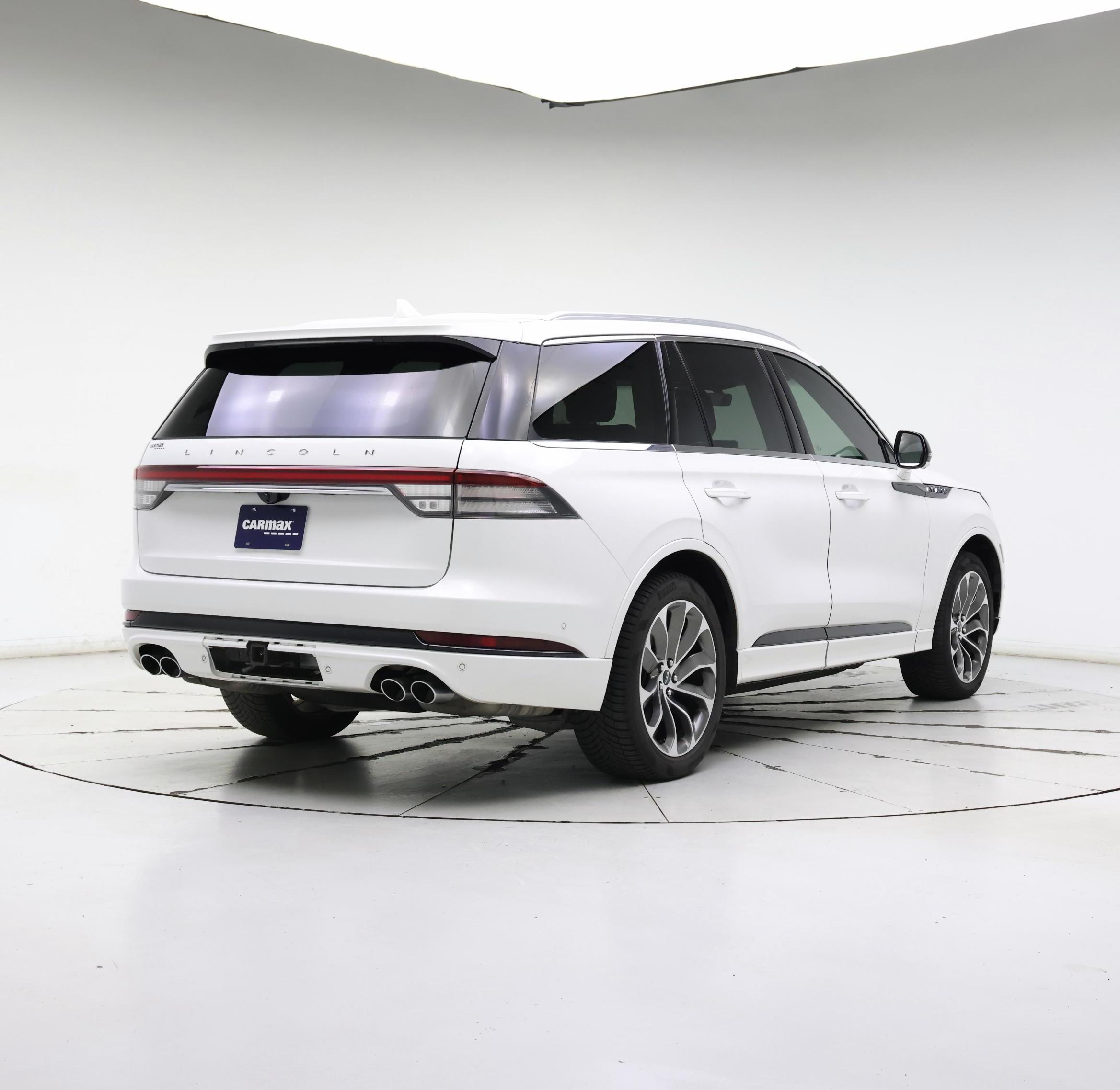 Thumbnail: 2020 Lincoln Aviator - 8